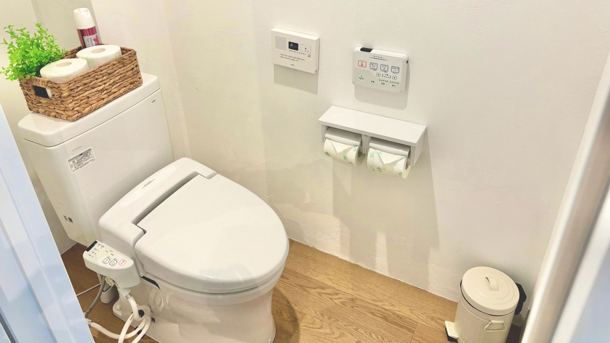 ・[厕所]配备加热马桶座。使用舒适