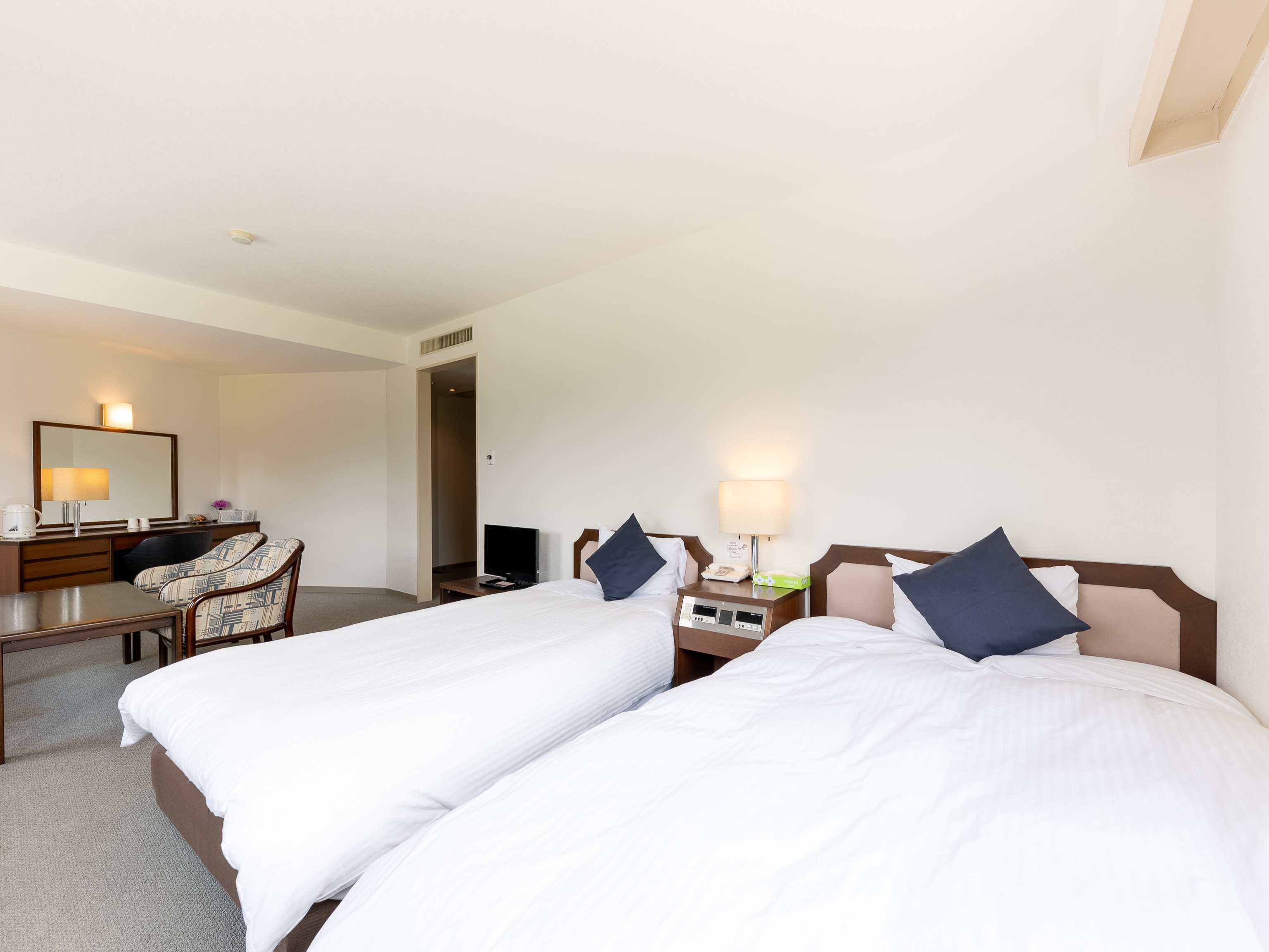 Twin Deluxe Room