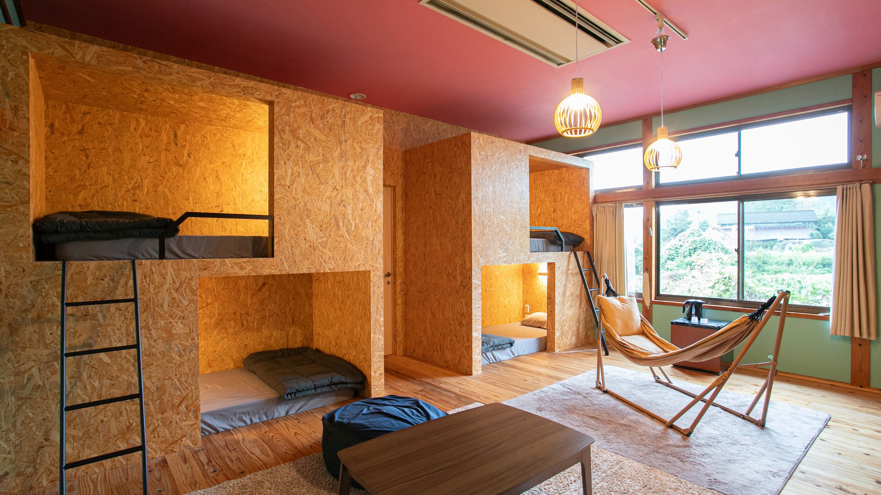 Family room: Shared bathroom (maximum 8 people)