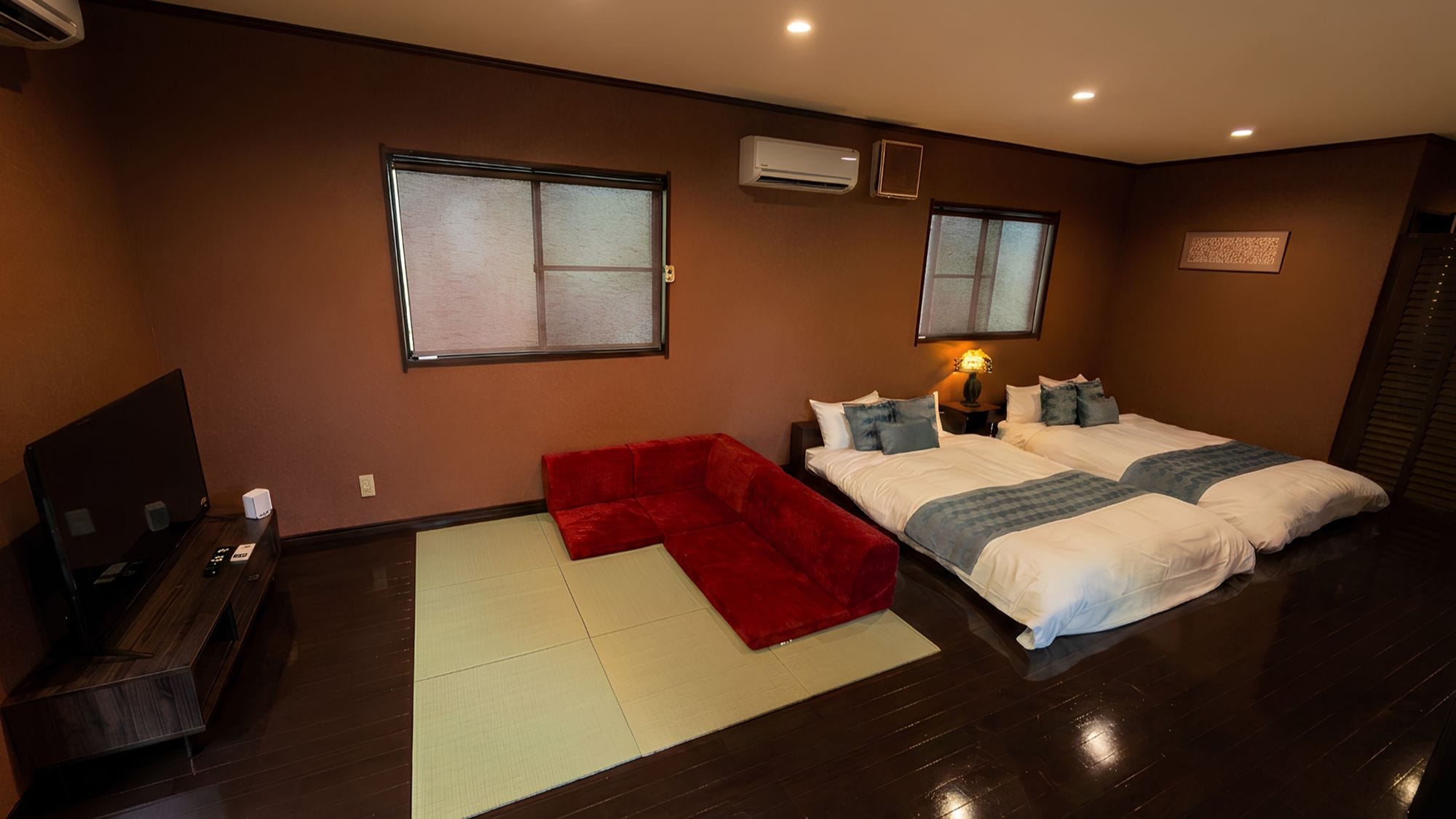 [Phòng khách mới] Thư giãn hơn nữa trong phòng trải chiếu tatami nối liền với phòng ngủ.