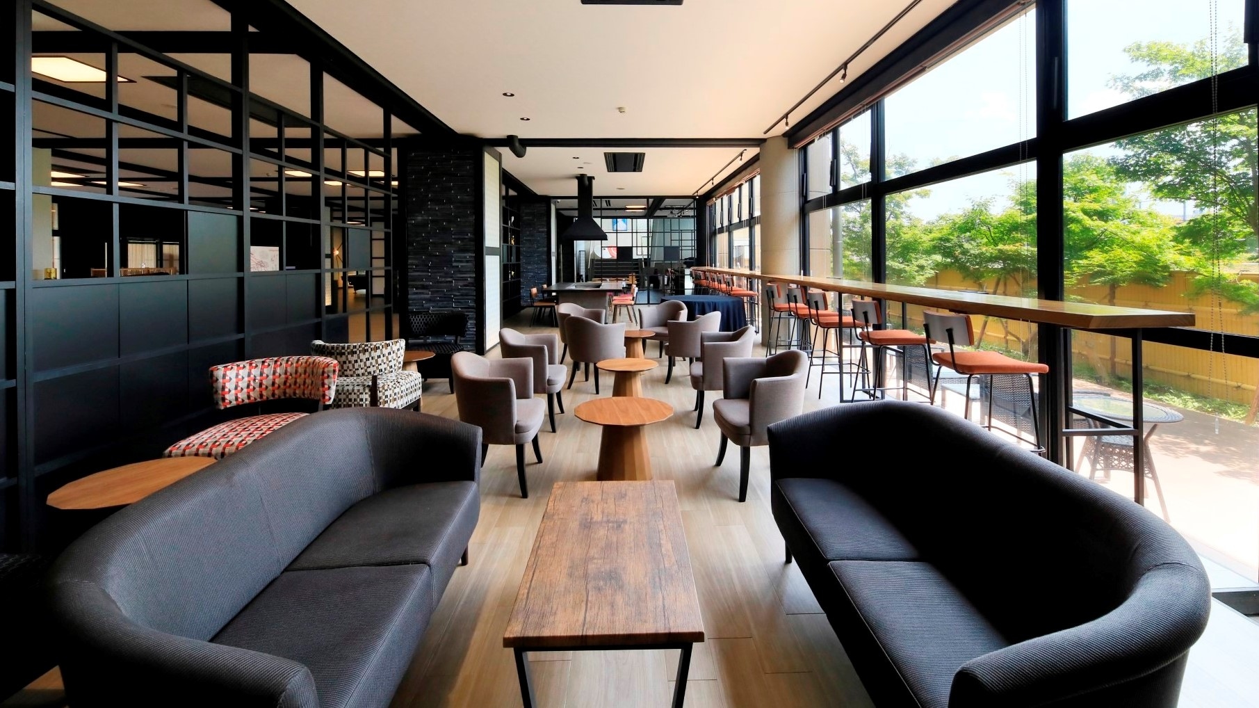 [Lounge]