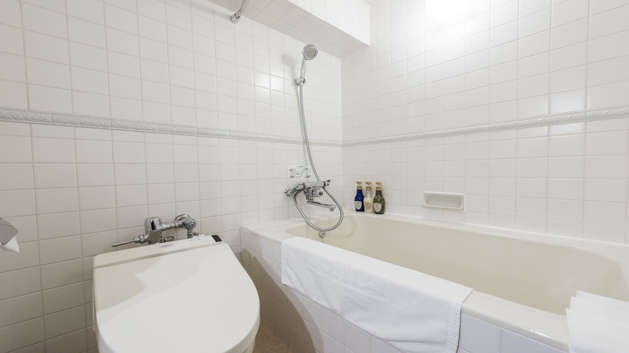 Standard Twin/Canal Standard (Unit Bath)