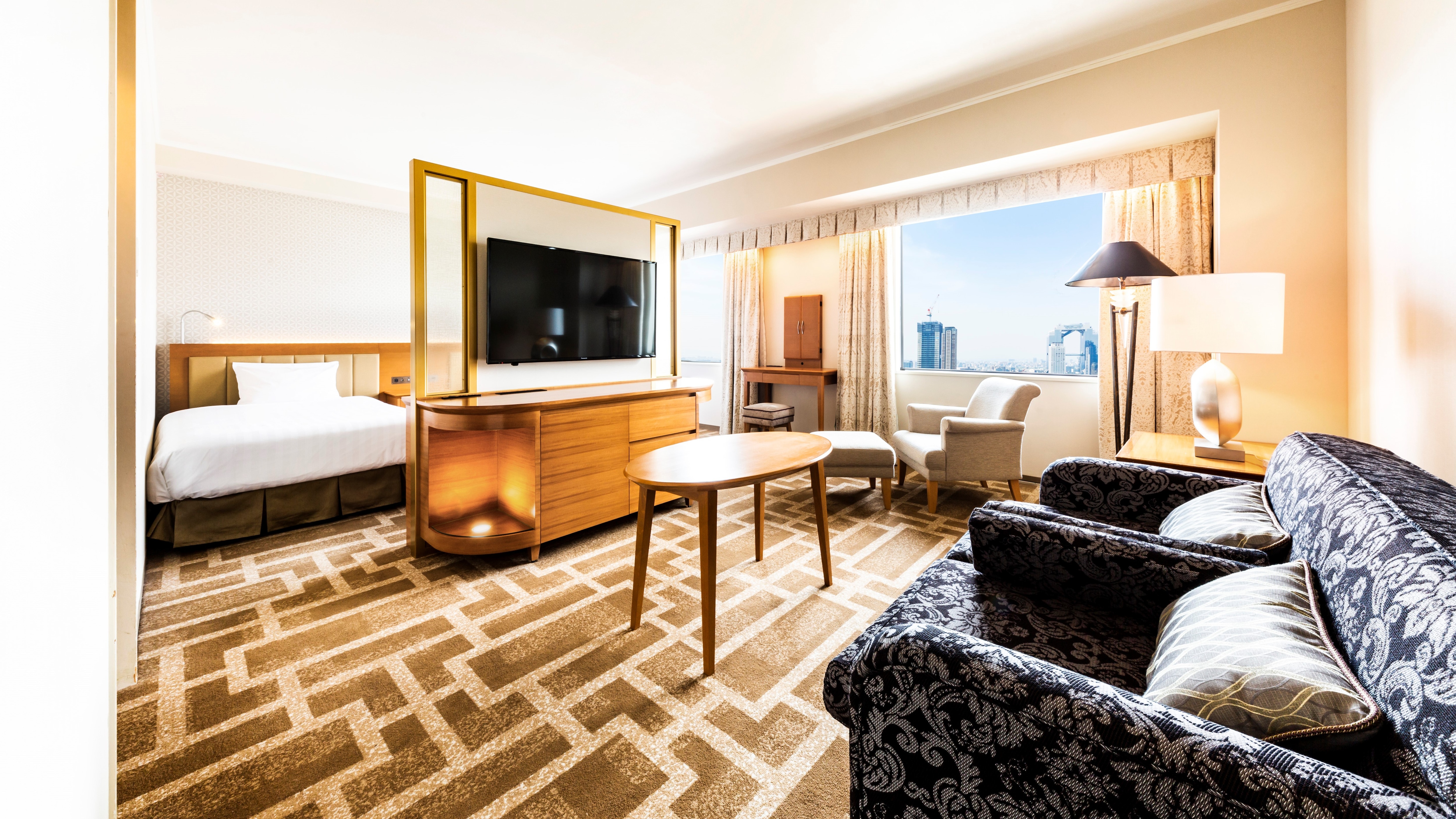 デラックスツイン 2名様利用時●広さ：40平米 ●ベッド：幅120cm × 長さ200cm 2台