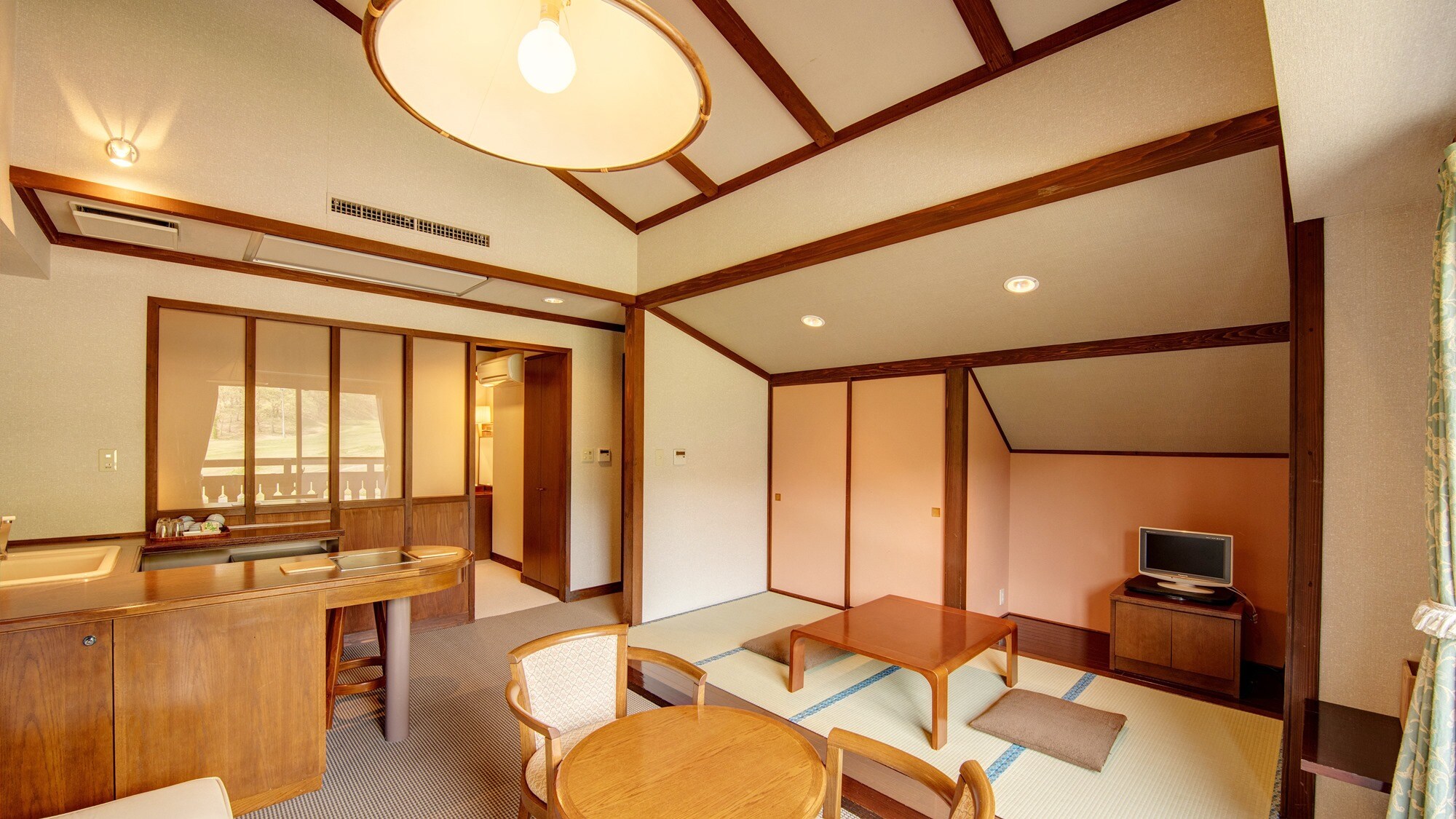 *[Family Room] This room is suitable for even elderly people.