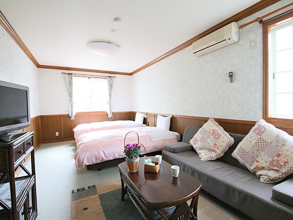 Bright and open rooms where you can fully enjoy the natural surroundings at the foot of Mt. Fuji