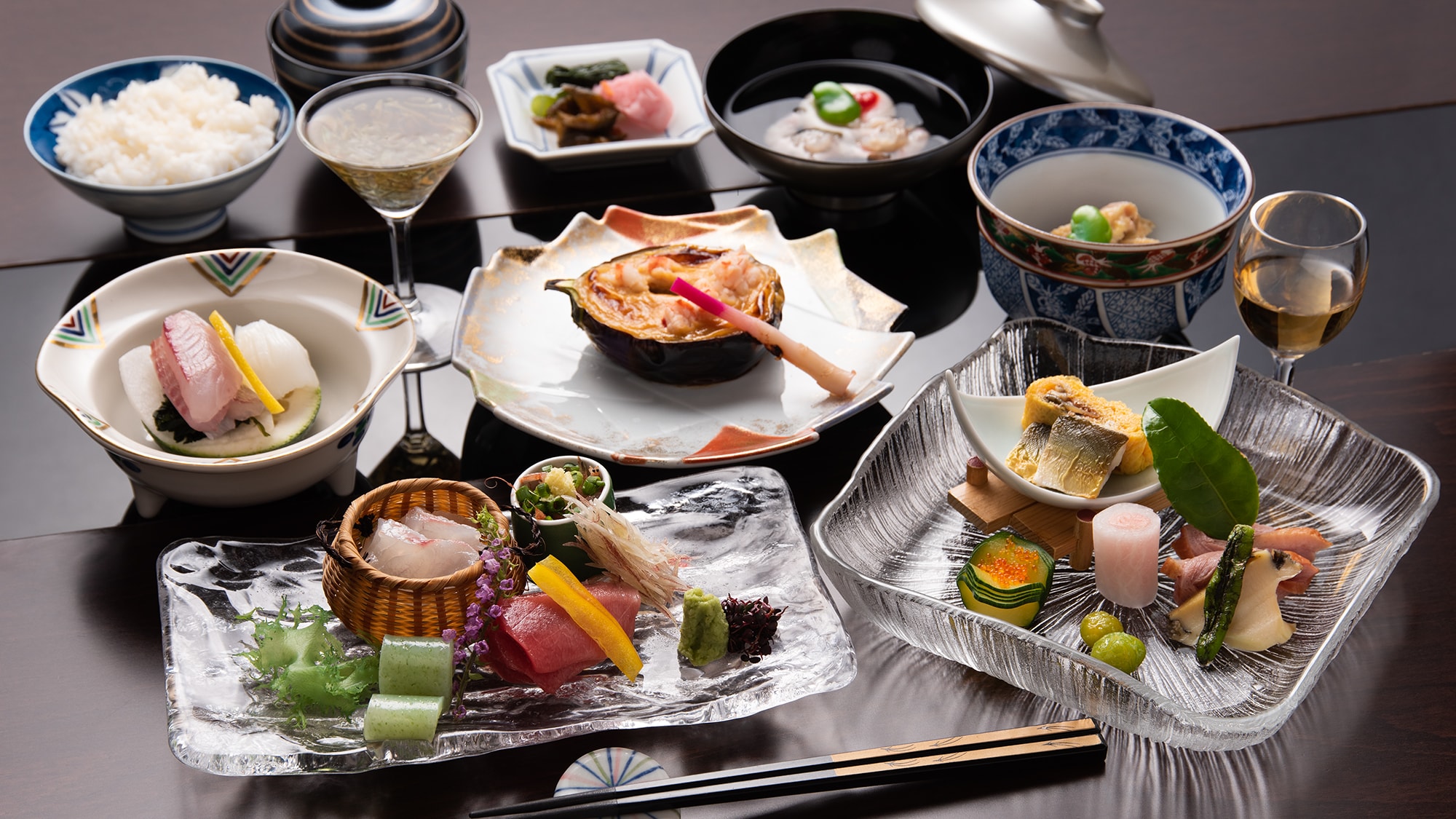 *[晚餐示例]夏季菜餚示例・織戶茄子、玻璃器皿、冷凍水煮食品等