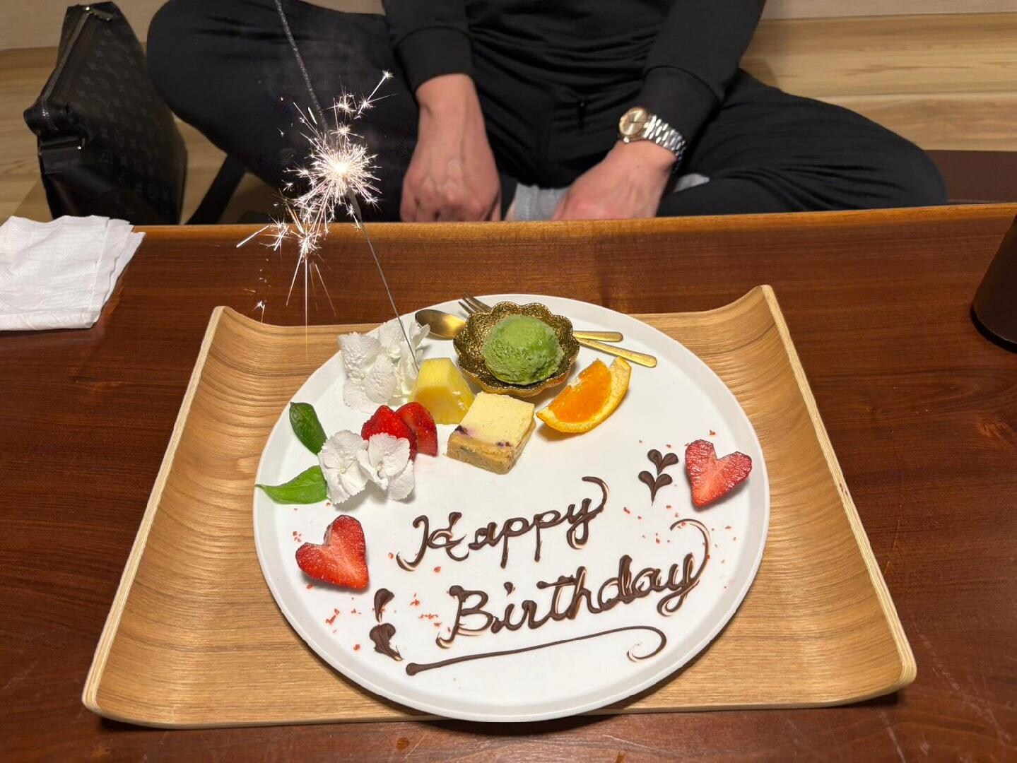 0414誕生日ケーキ＆フルーツ.jpg
