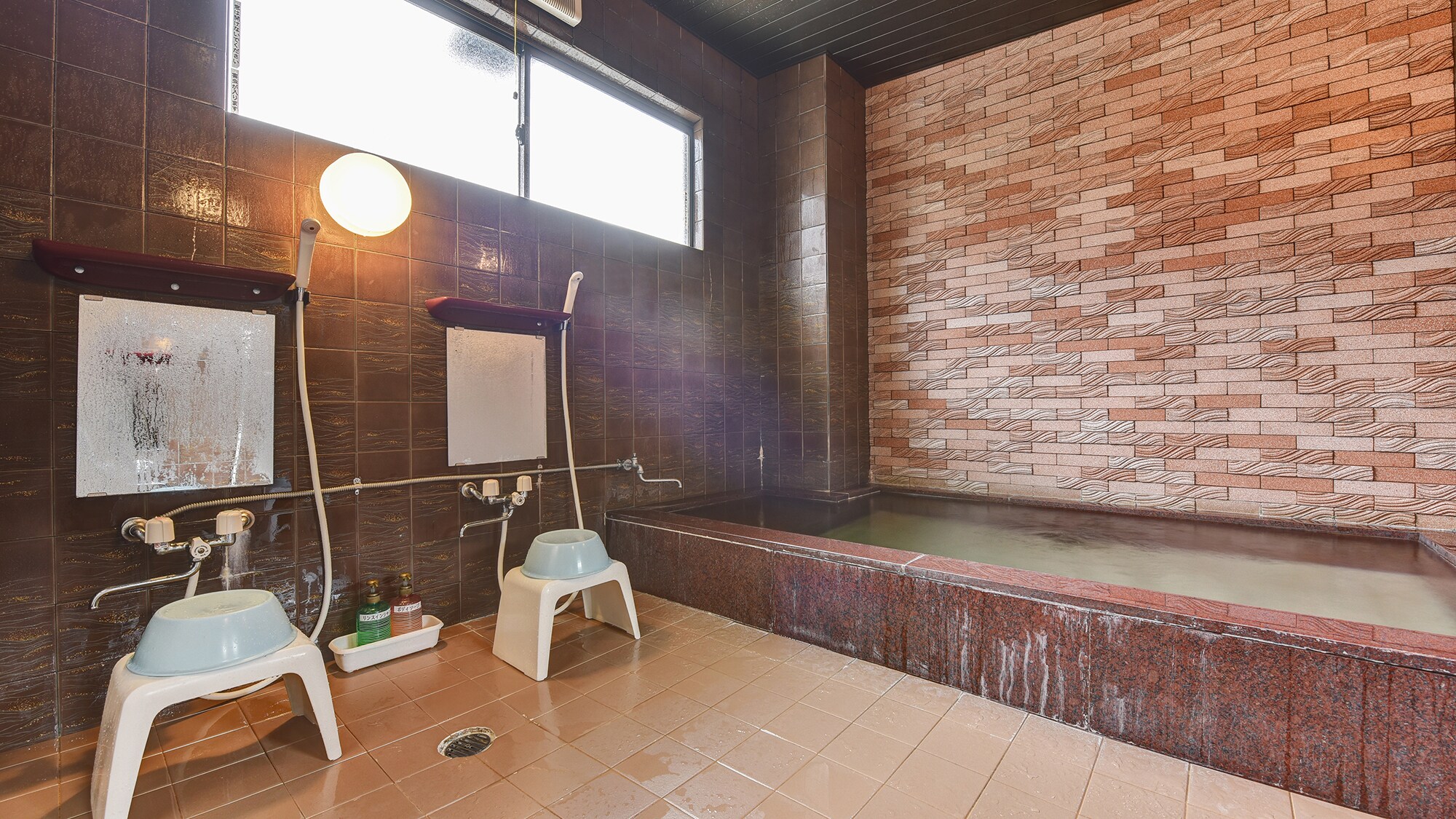*[Men's bath] Medium bath