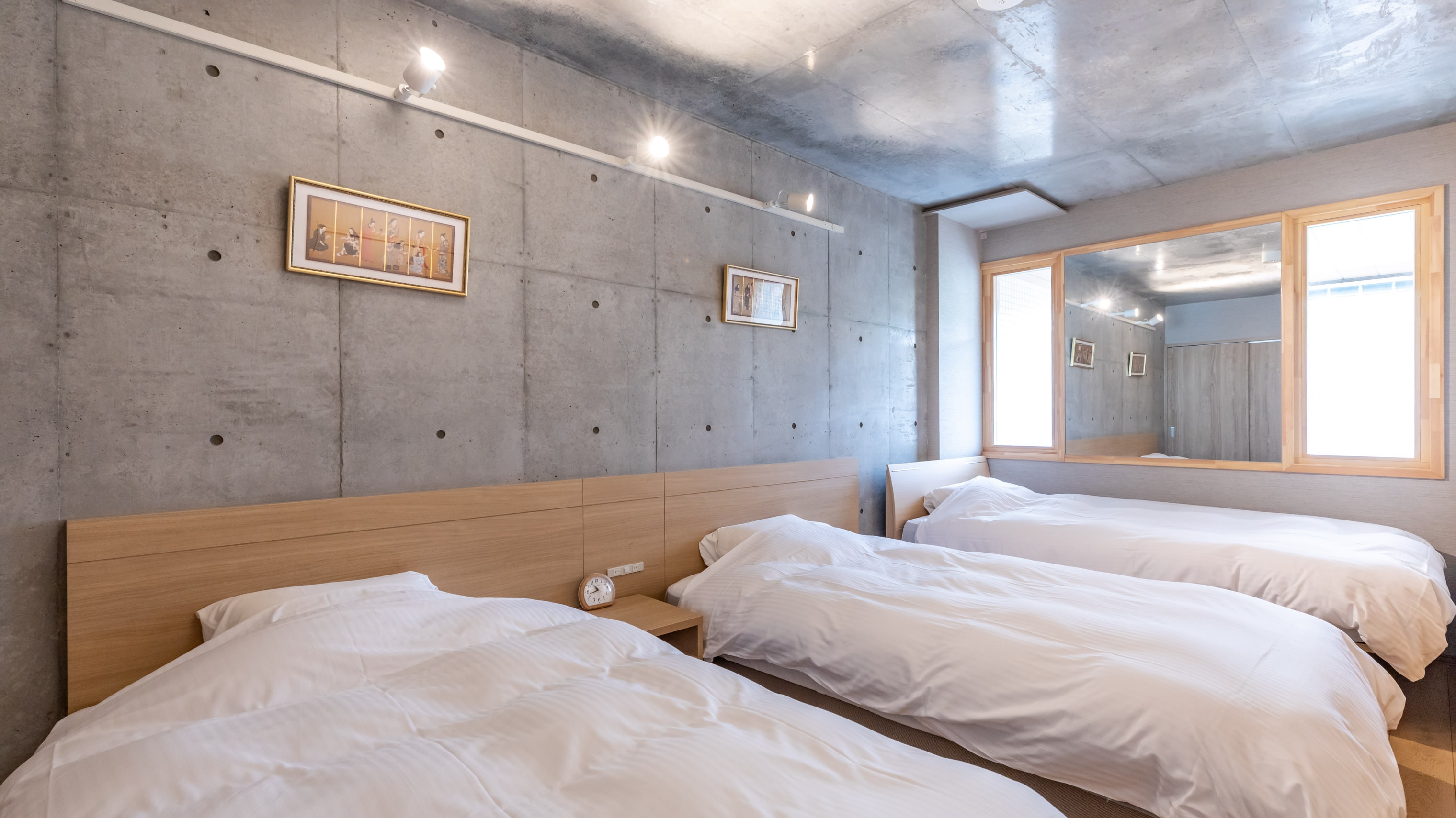 Living Suite (3 semi-double beds)