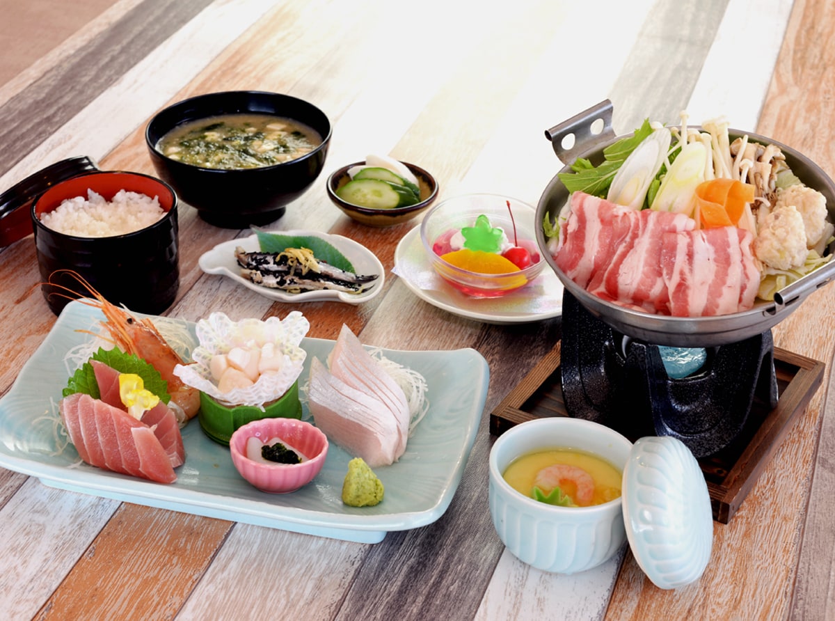 Sashimi meal