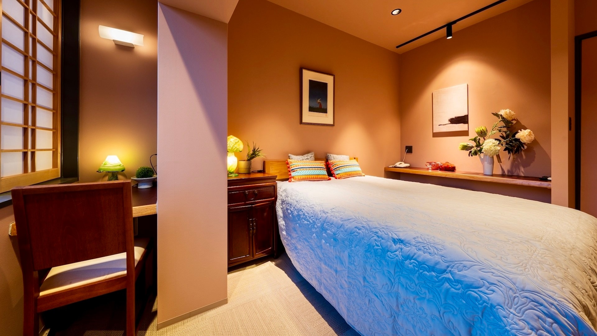 Room 10: Japanese-Western style room/double