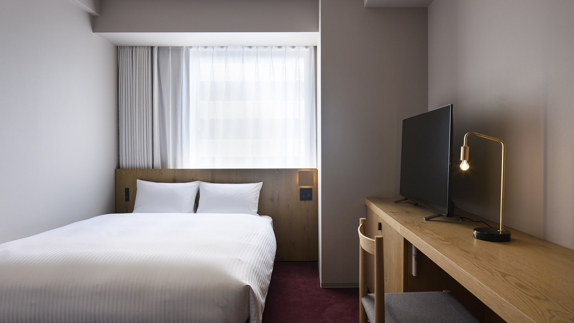Moderate double [Bed width 150cm]