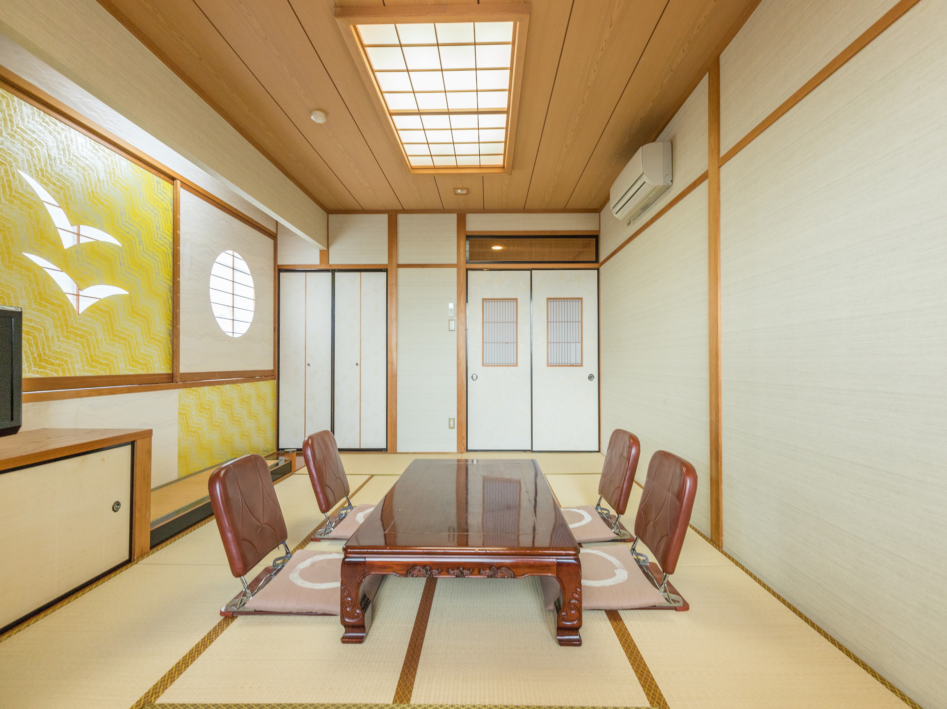 Japanese-style room for 1-5 people (no bath)