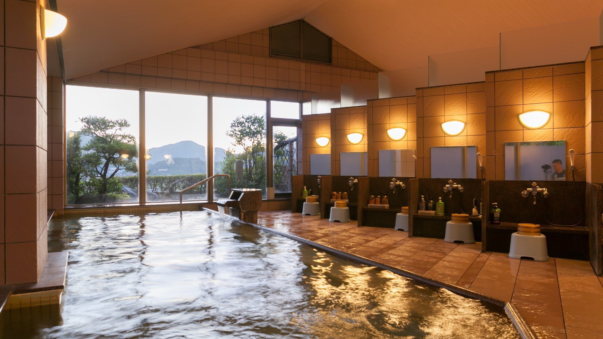 7樓 瞭望浴池（女性）