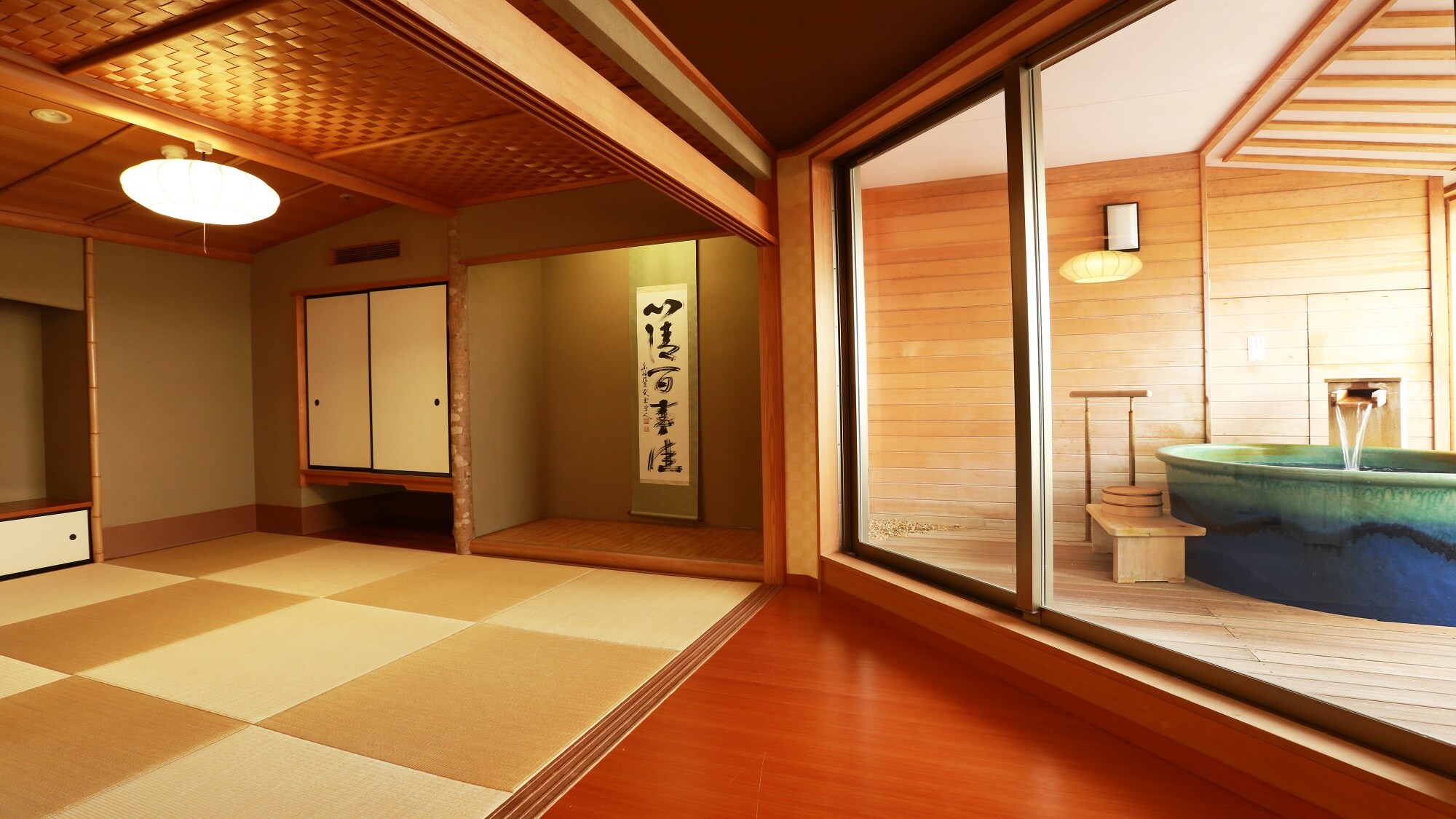 Open-air hot spring bath Japanese-style room Next room (example)
