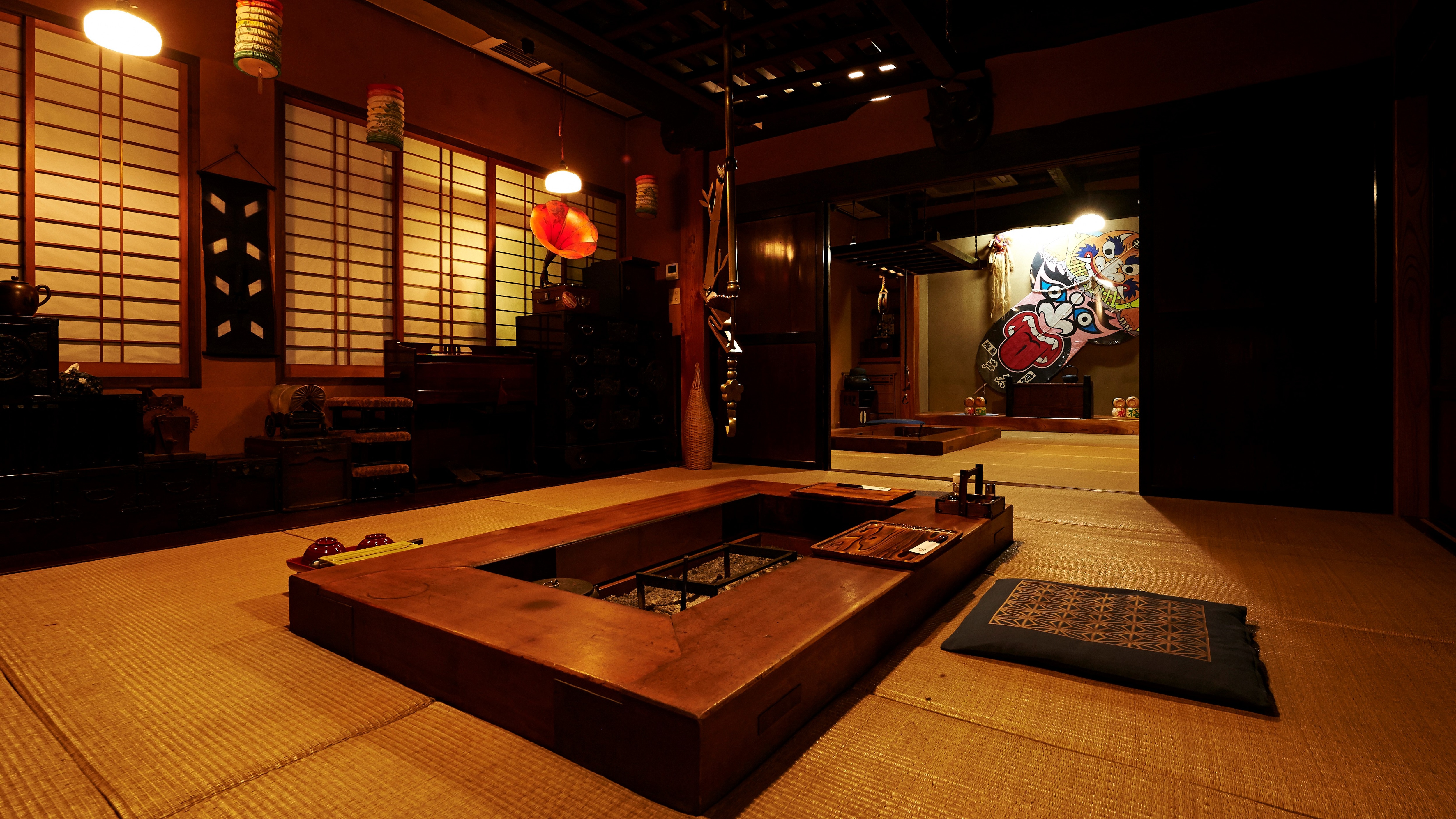 The Irori-no-Ma room ensures privacy.