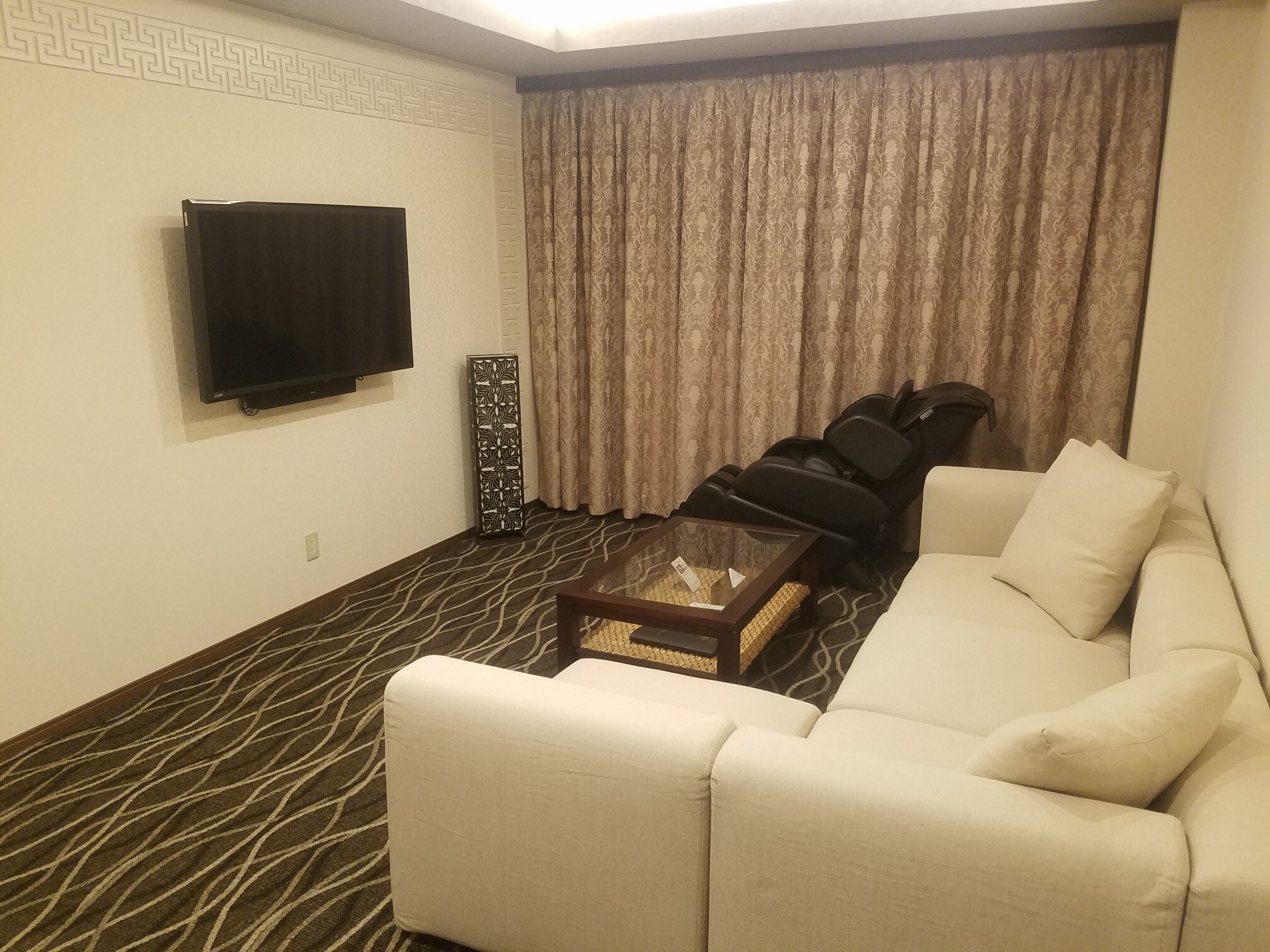 Suite Room