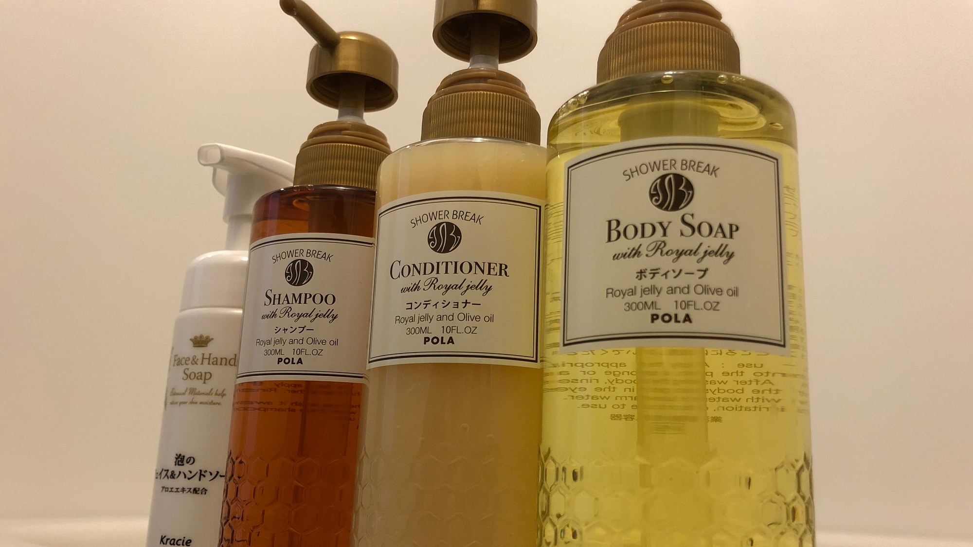 ◆Guest rooms: Shampoo, conditioner, body soap [POLA]