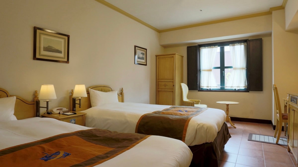 Deluxe Twin Room
