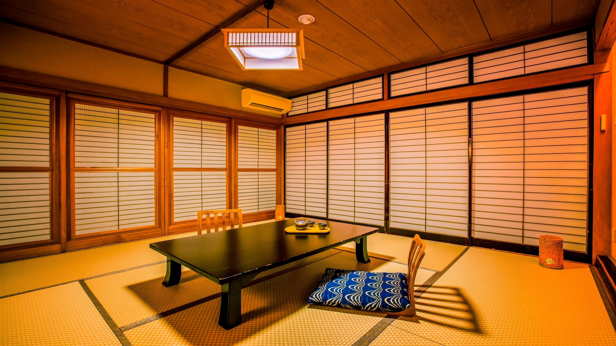 Suite Japanese-Western style room