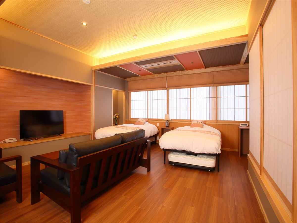 Room 104 No.4