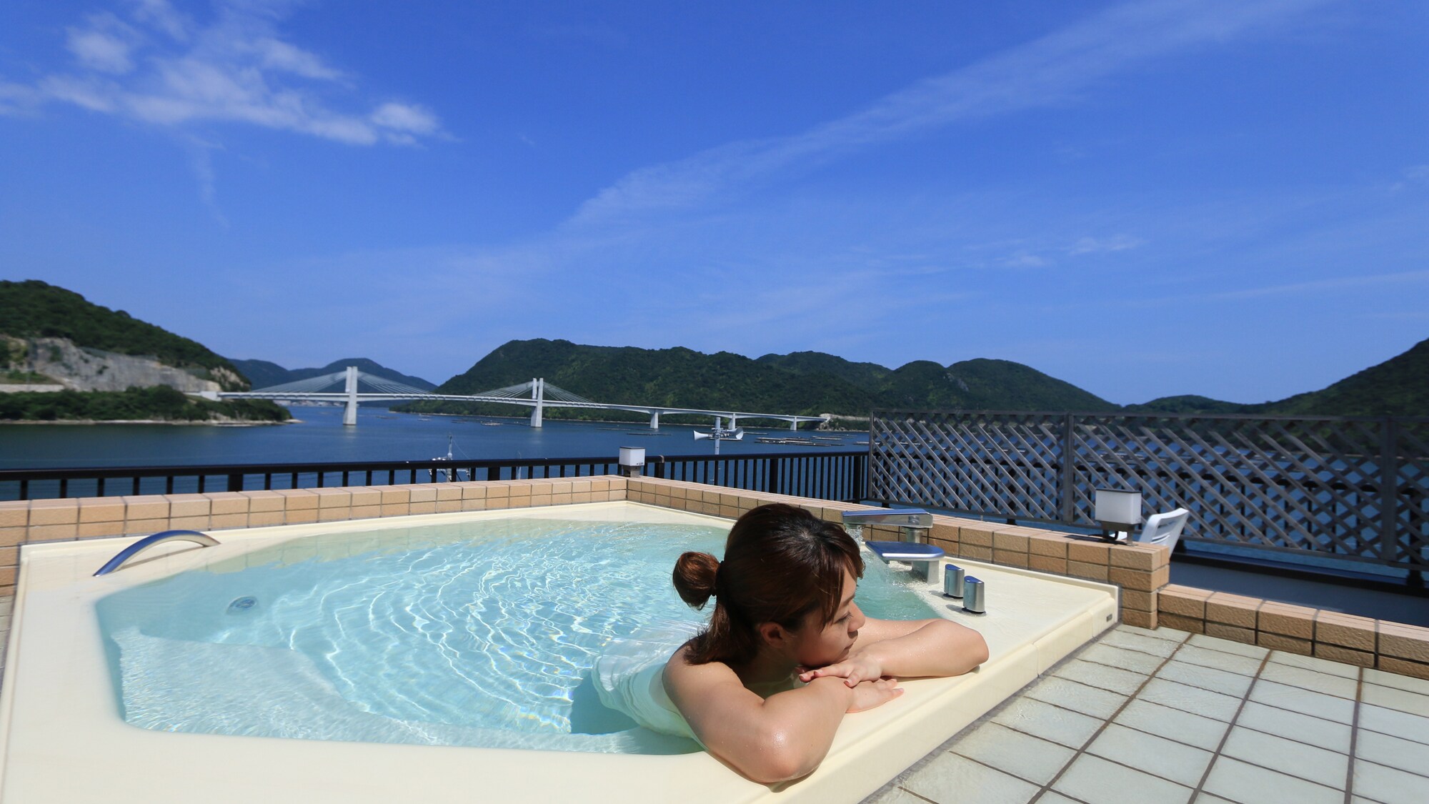 Relaxing under the open sky...