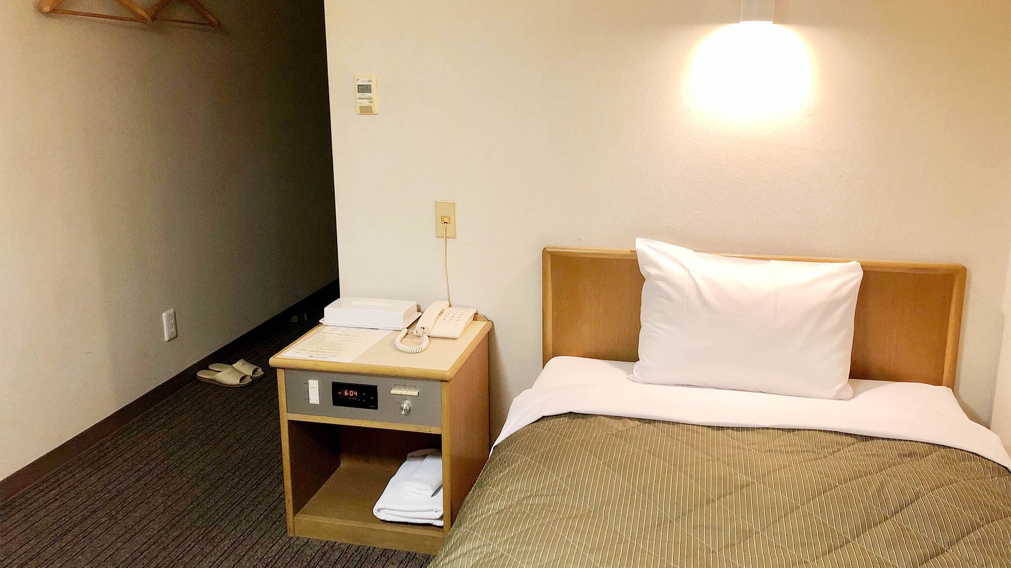 ・[Single room] You can hang your suit on a hanger, so it's perfect for business trips