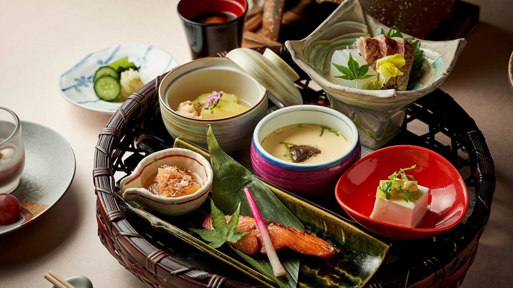 [Recommended for women] Hanakago Gozen dinner (one example)