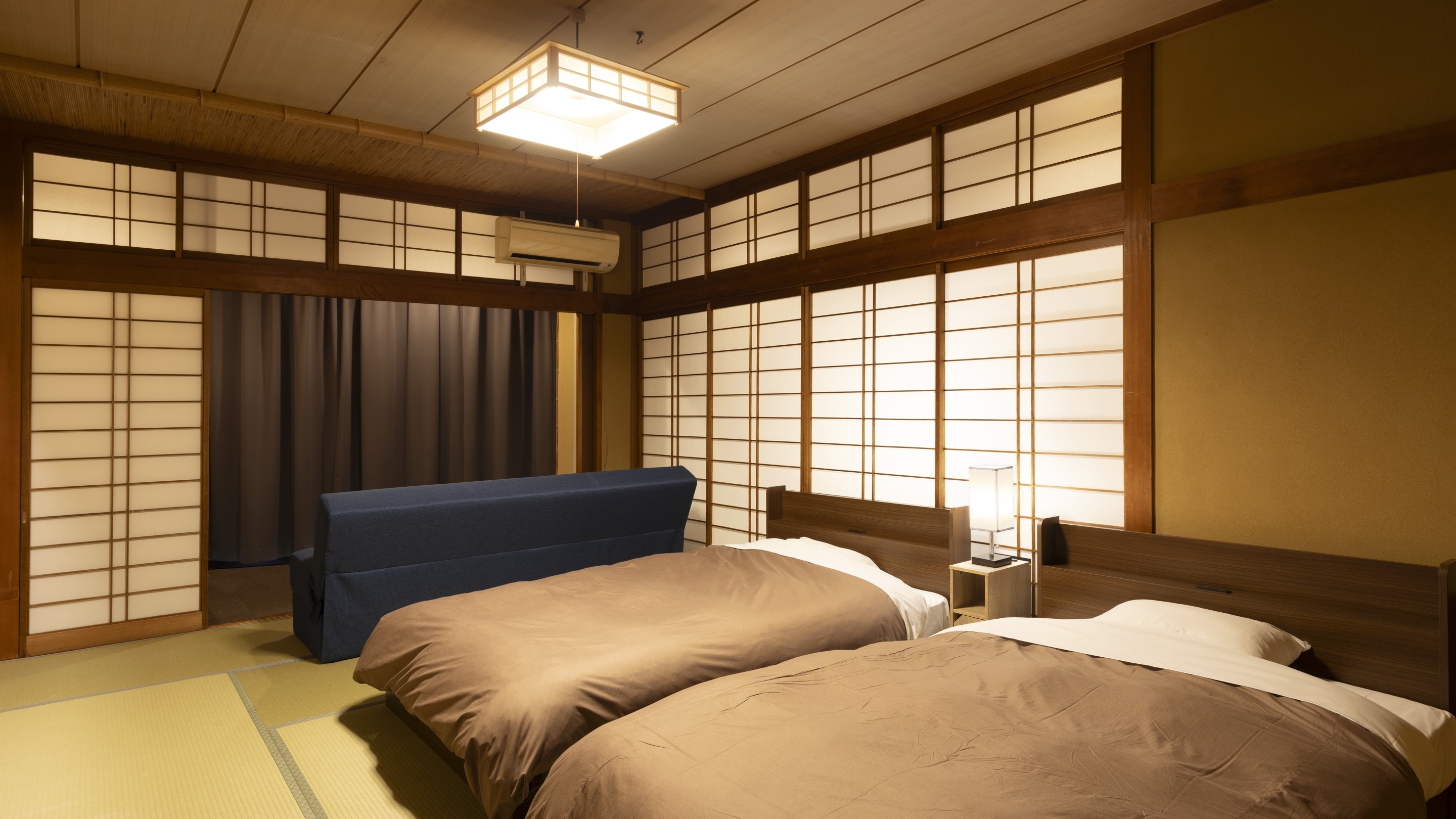 Standard Japanese-style Twin Bed Tennokaku *An example of a guest room
