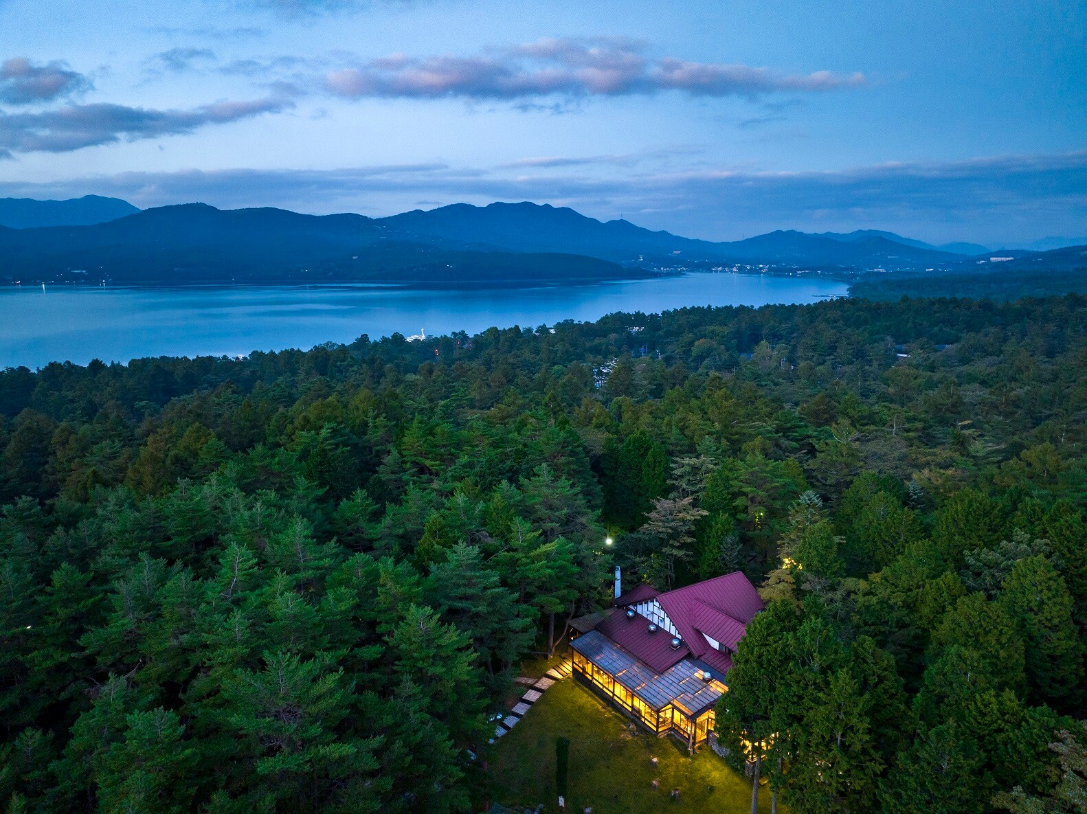 Main building (administration building) and Lake Yamanaka
