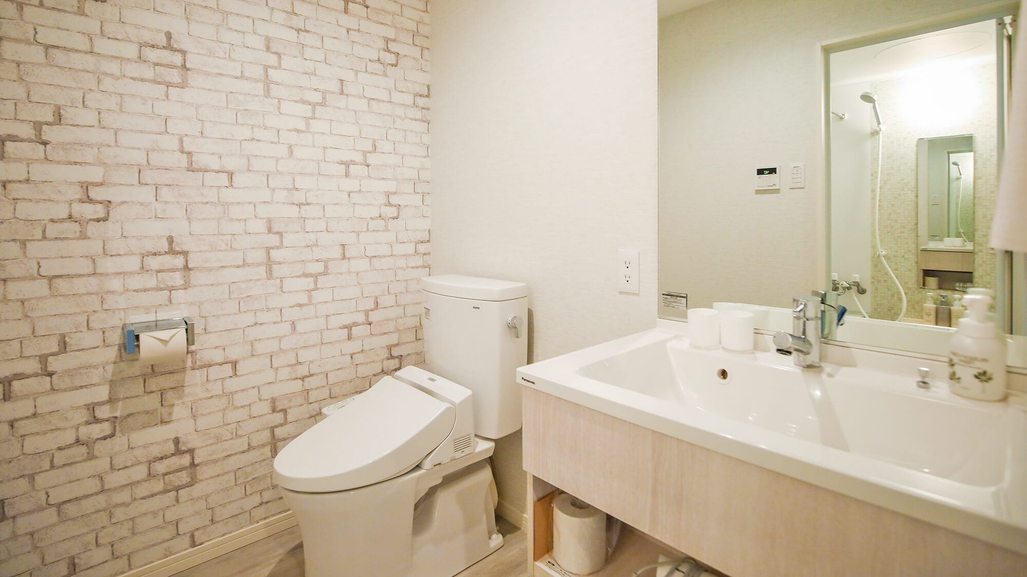 ◆ Twin Room-Toilet