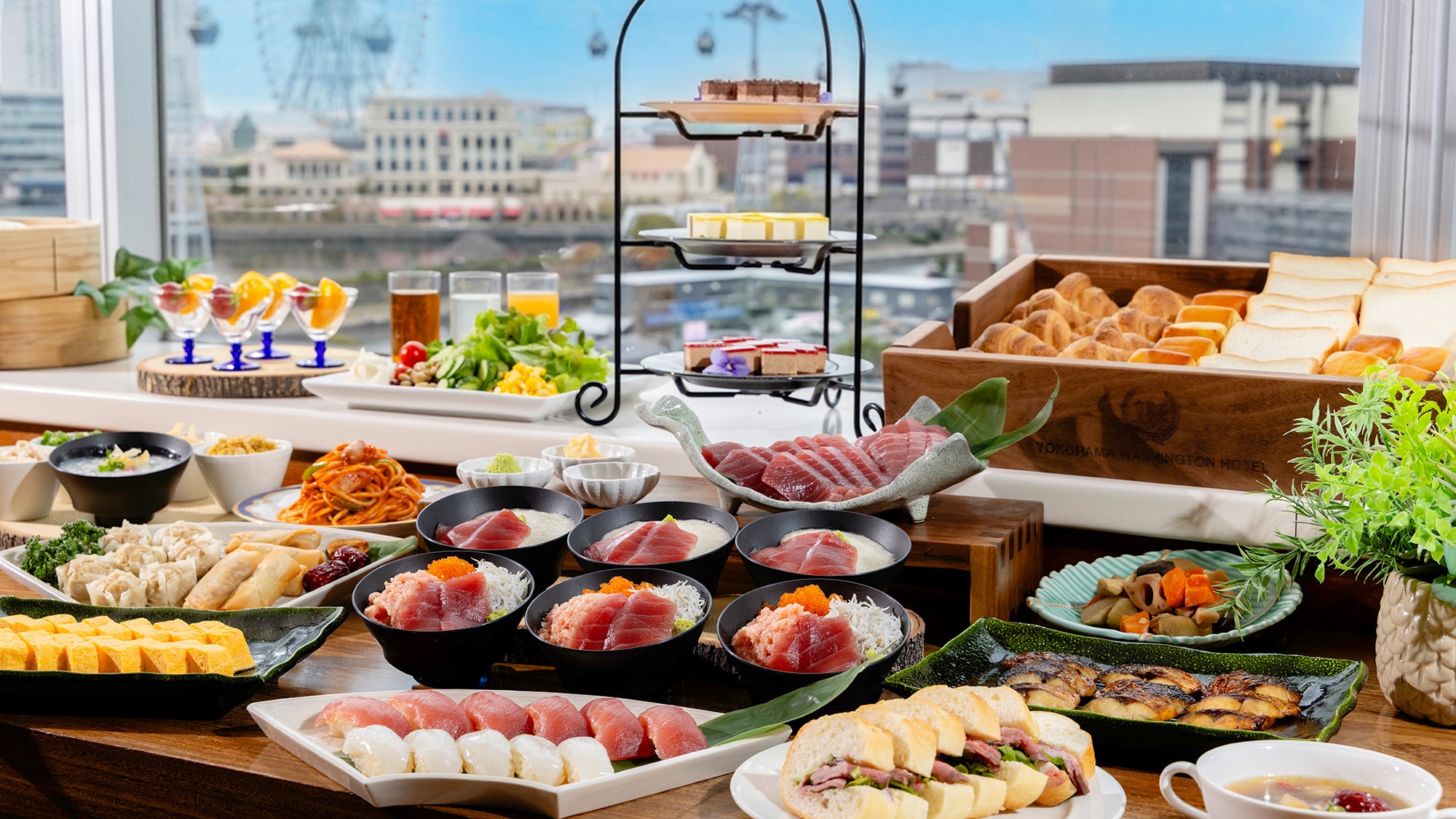 【朝食ビュッフェ】みなとみらいの景色を眺めながら、朝の爽やかなひとときを。