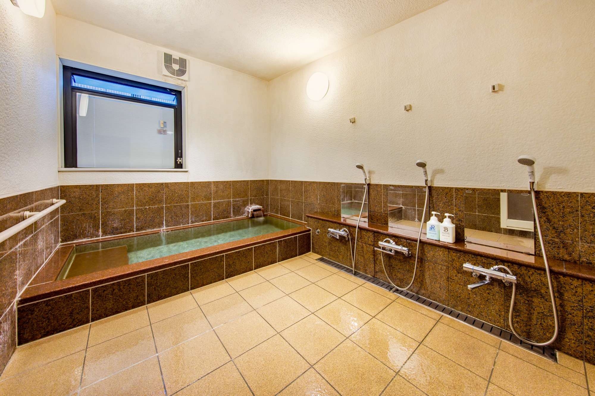 Men's Bath 2022