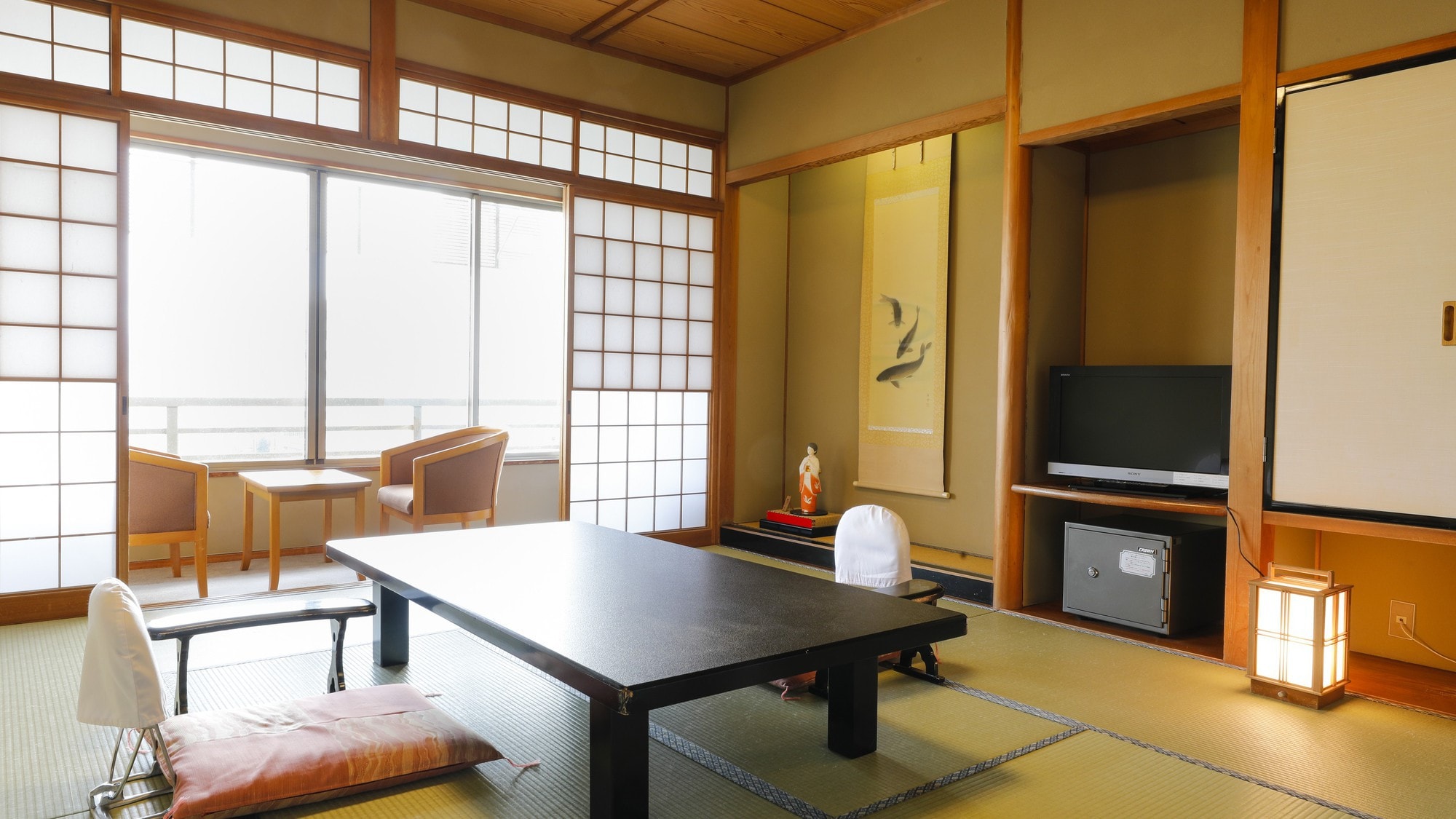 [Lake Shinji side] 10 tatami Japanese-style room