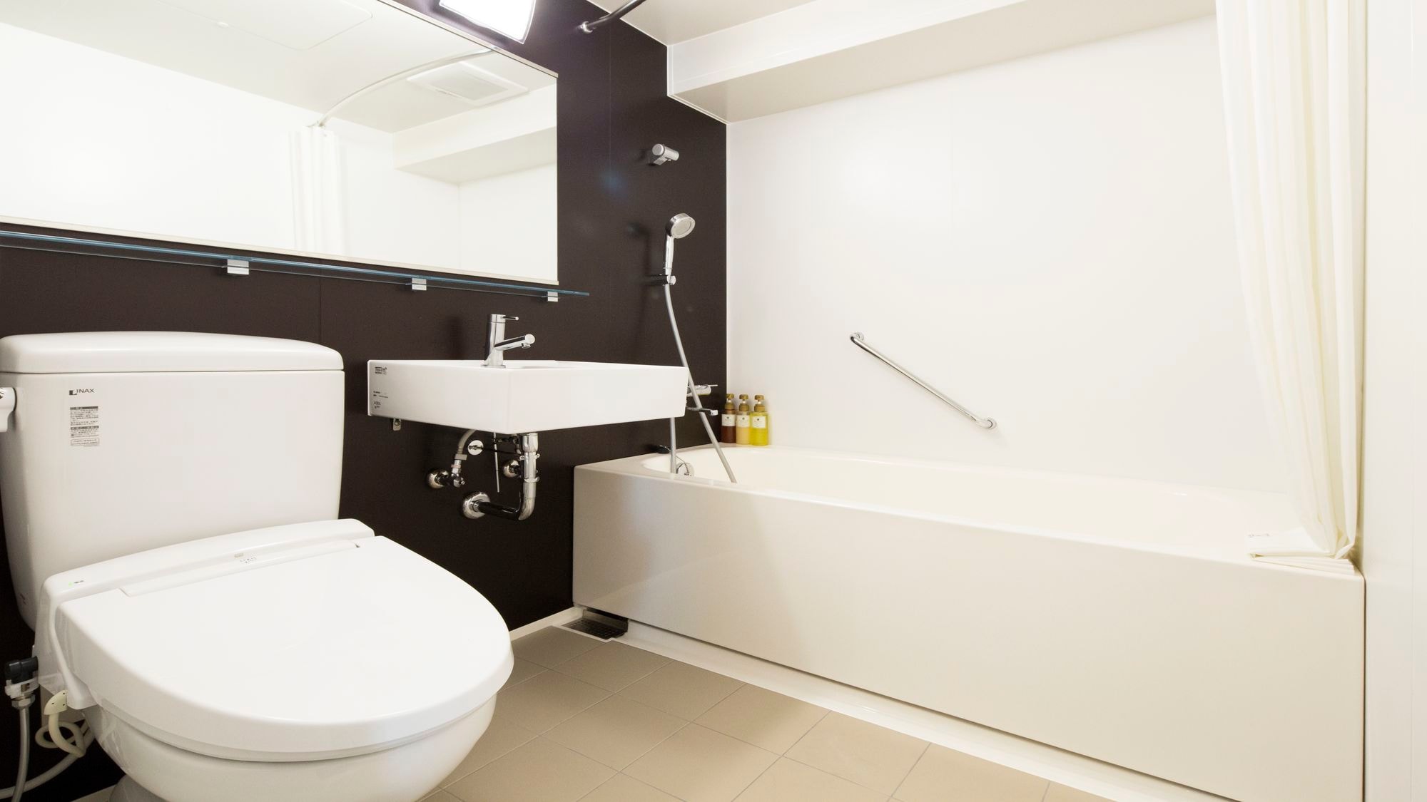 An example of a unit bath