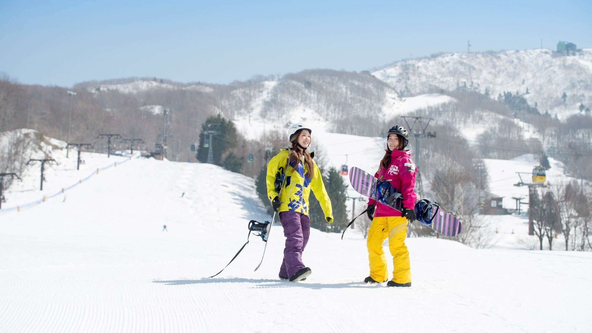 [Zao Onsen Ski Resort] Powder snow slope where you can enjoy a polygamy course