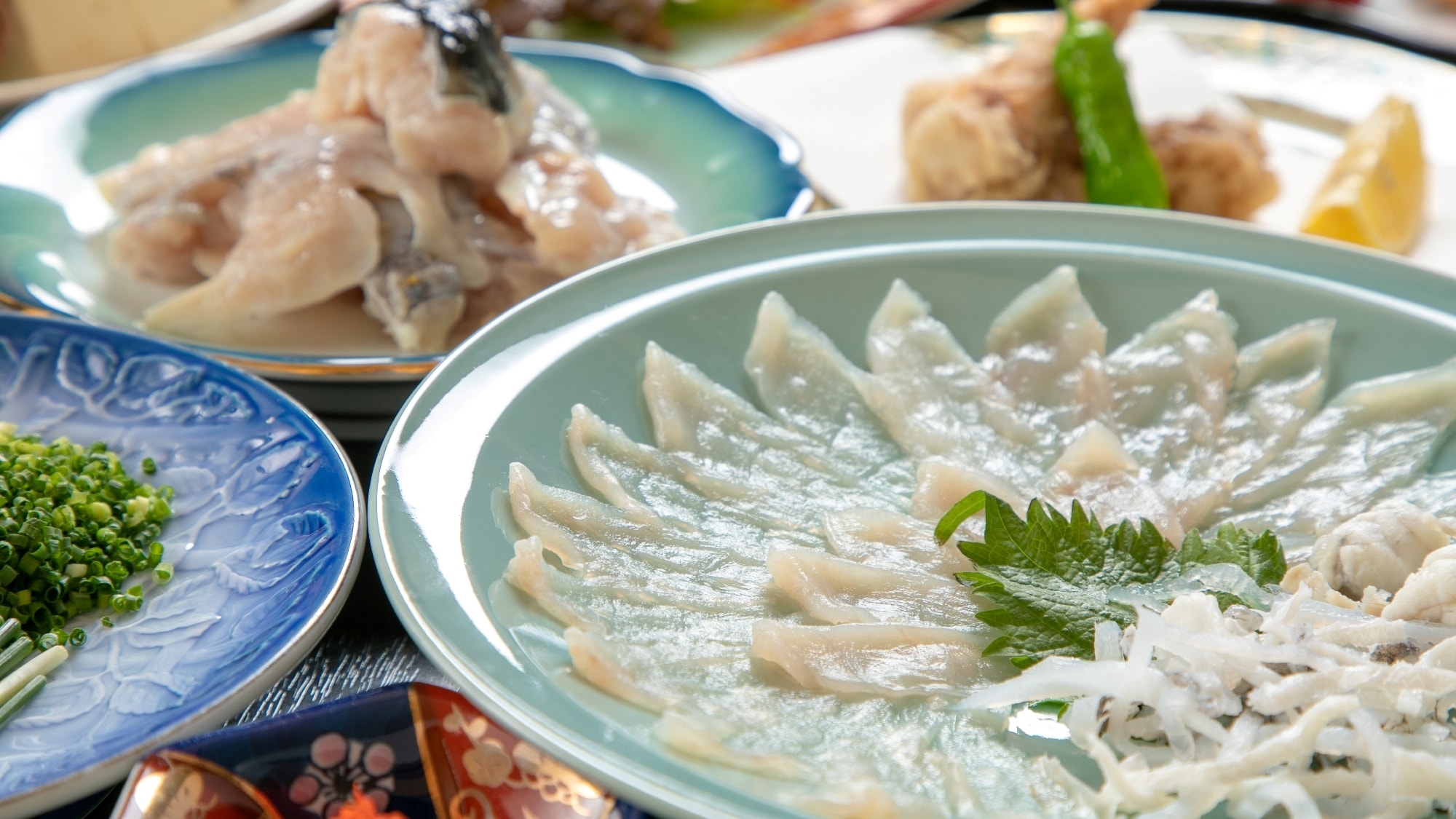 ■Phần thịt trong suốt, đẹp mắt có kết cấu dai. Hương vị lan tỏa ngon lành trong miệng bạn