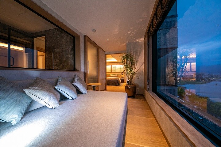 《湖側》湖悠KOYU 【特別フロア/12階】レイクビューバス付和洋室/禁煙