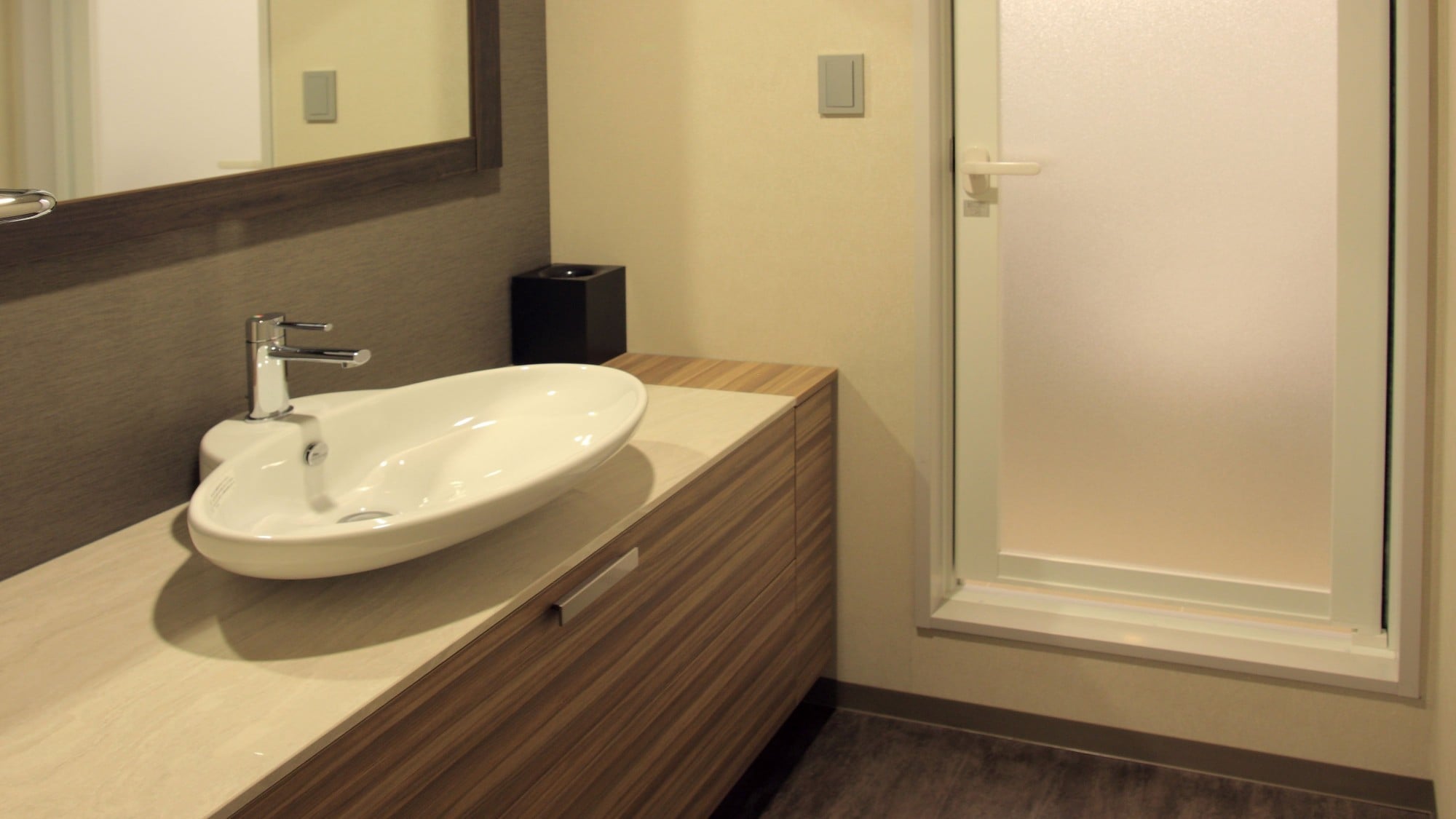 Superior room independent wash basin