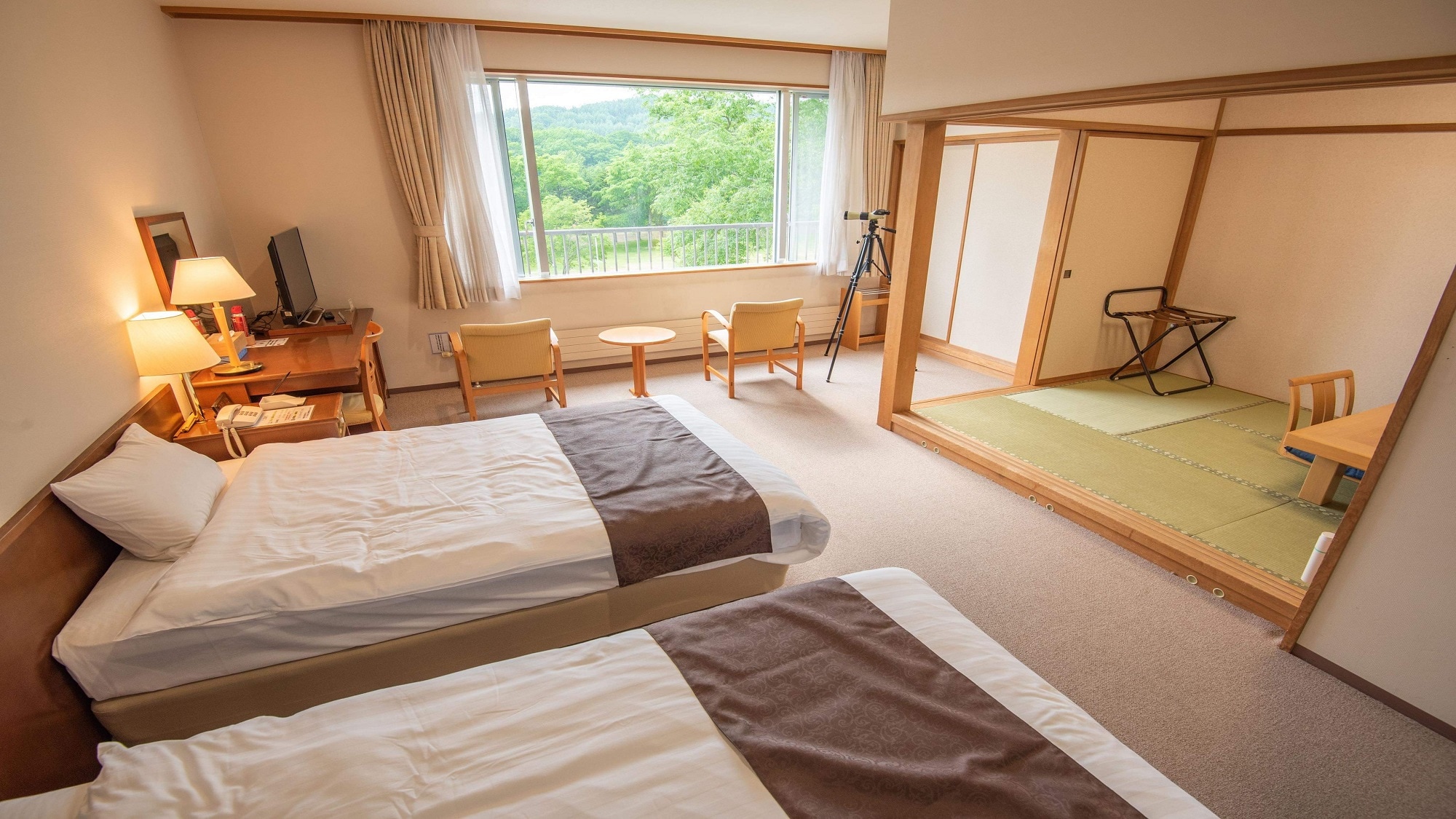 [Main building 2nd floor] Japanese and Western rooms for barrier-free (non-smoking) Limited 1 room 33.4㎡