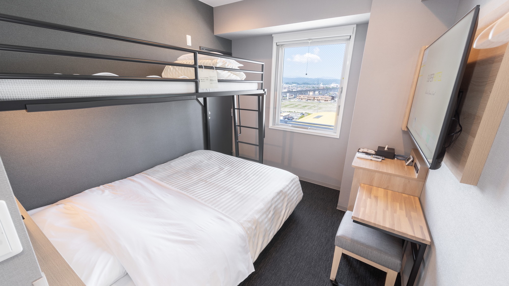 Double bed and loft bed