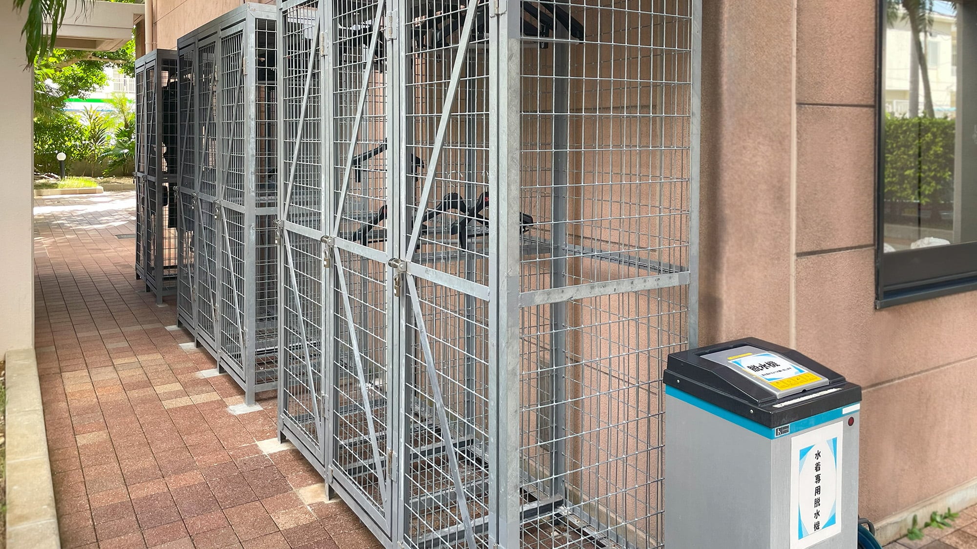 Diving equipment drying area