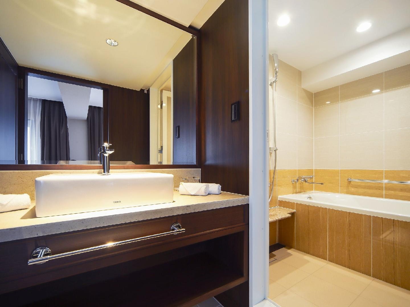 Bathroom image