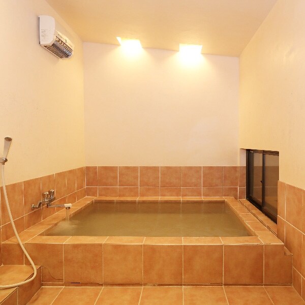 30 [Bathroom] Let's warm up from the core of the body in a large bathtub