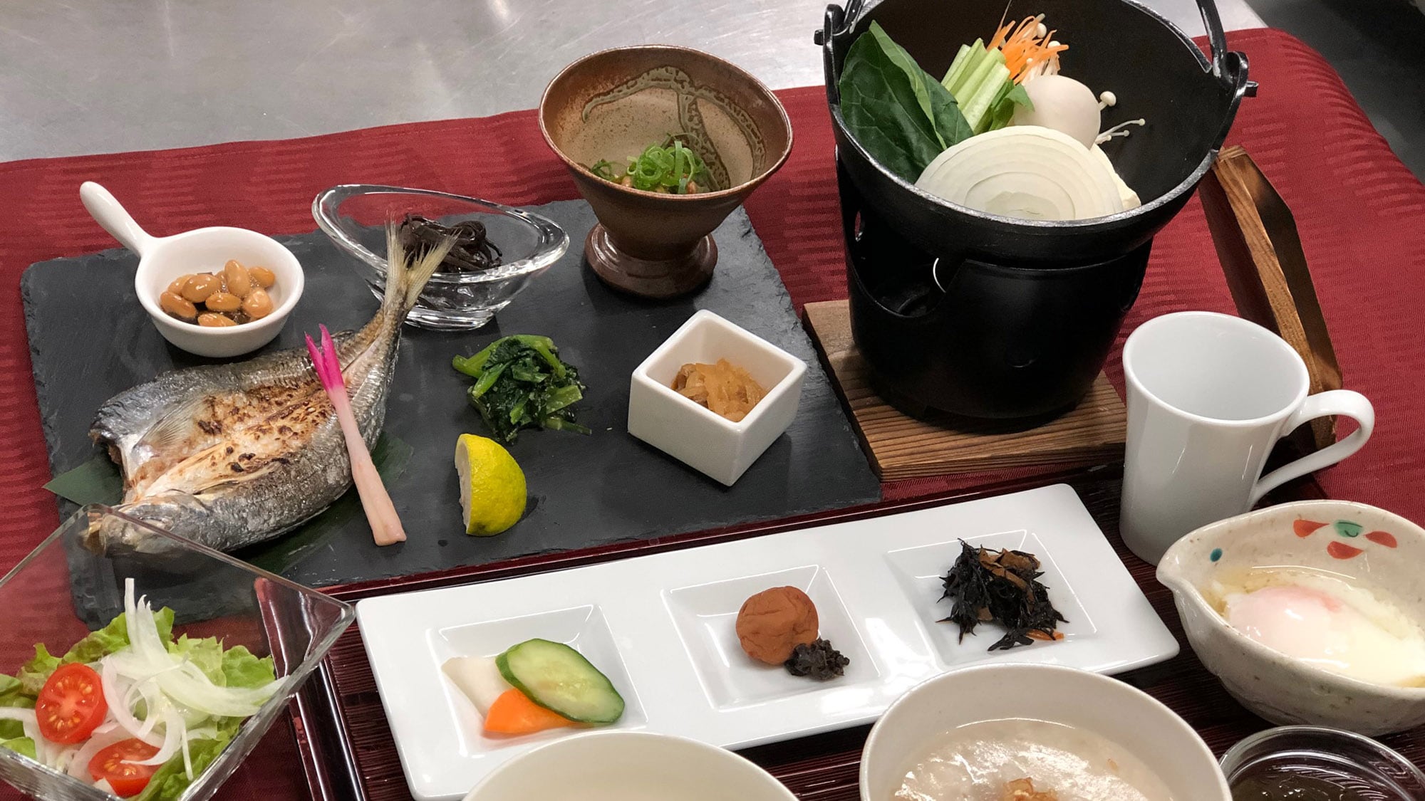 ・[Meals] A delicious and healthy Japanese breakfast with plenty of vegetables