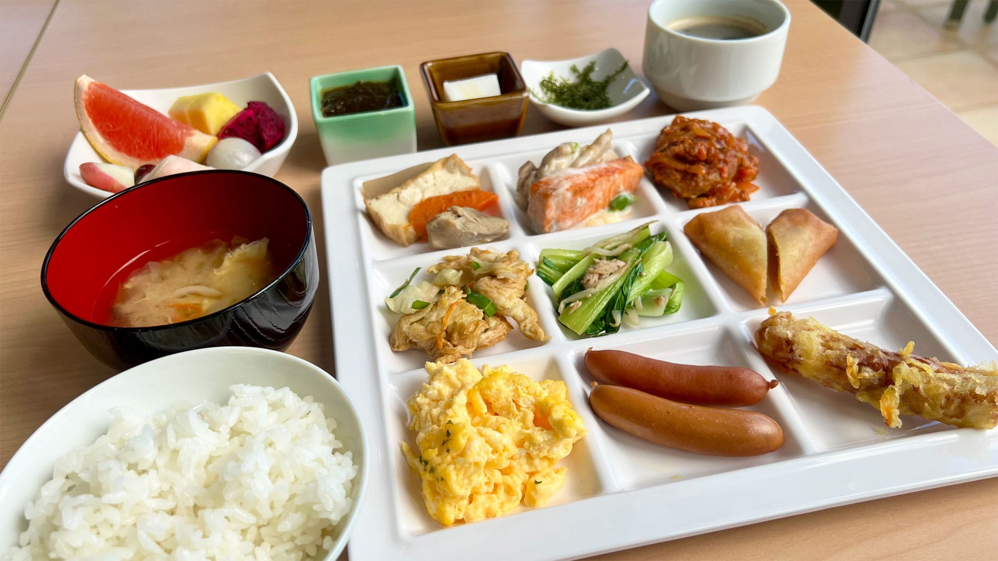 【自助式早餐】用宫古岛的多种食材制作的自助式早餐