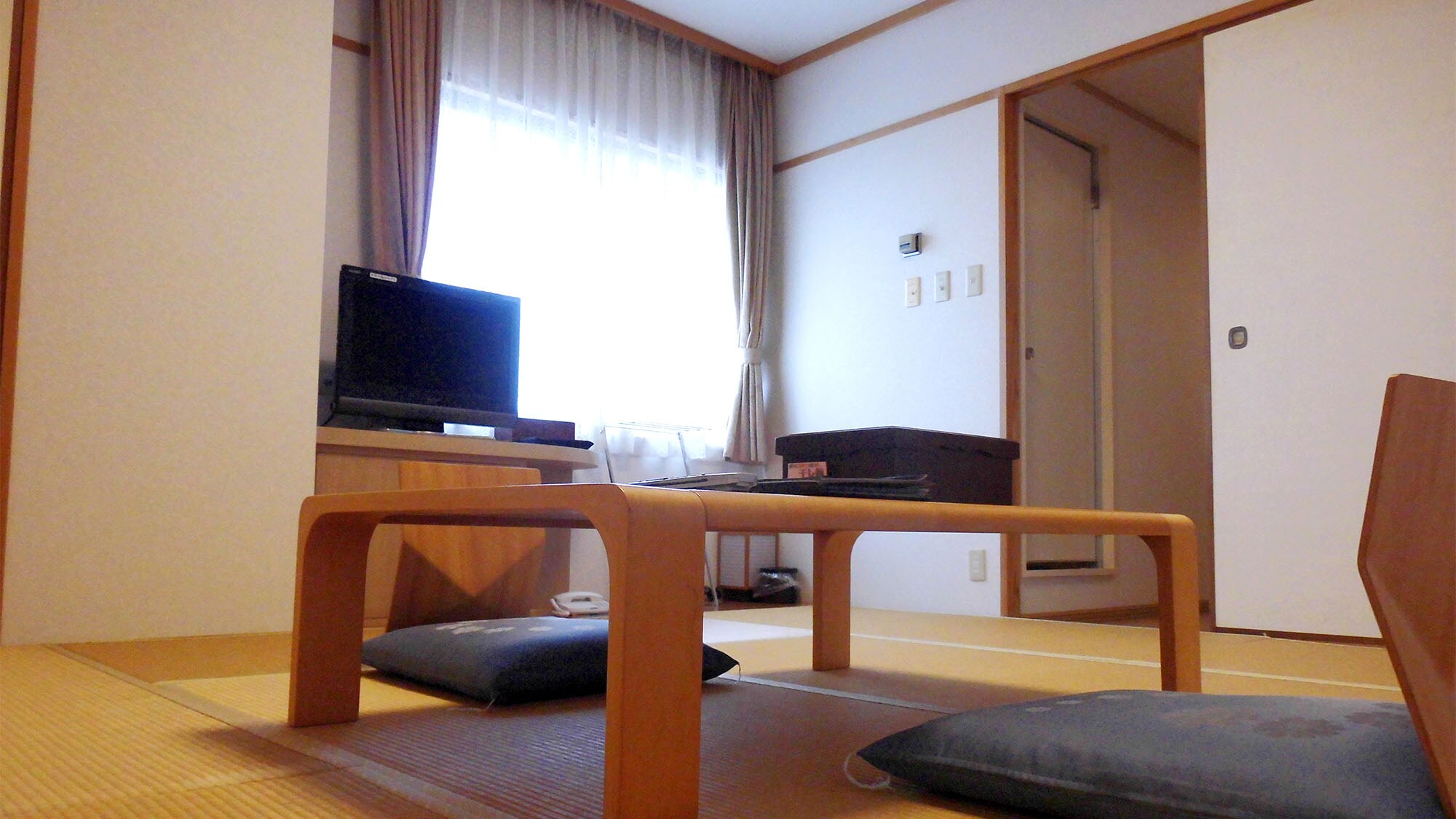 ◆【Mountain side】Japanese-style room 8 tatami mats 29m2 Capacity 3 people ◇Non-smoking◇ (1)