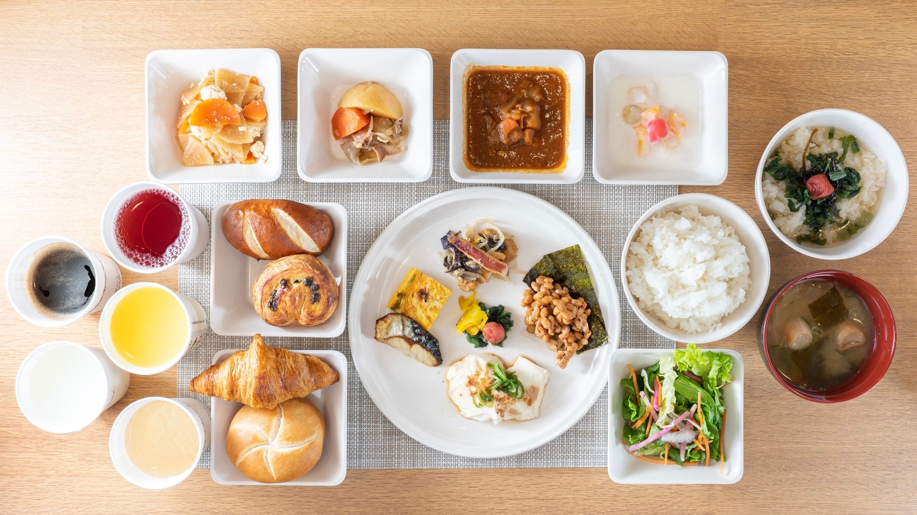 Breakfast buffet