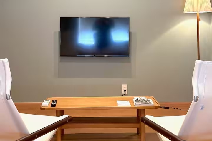 客廳電視
