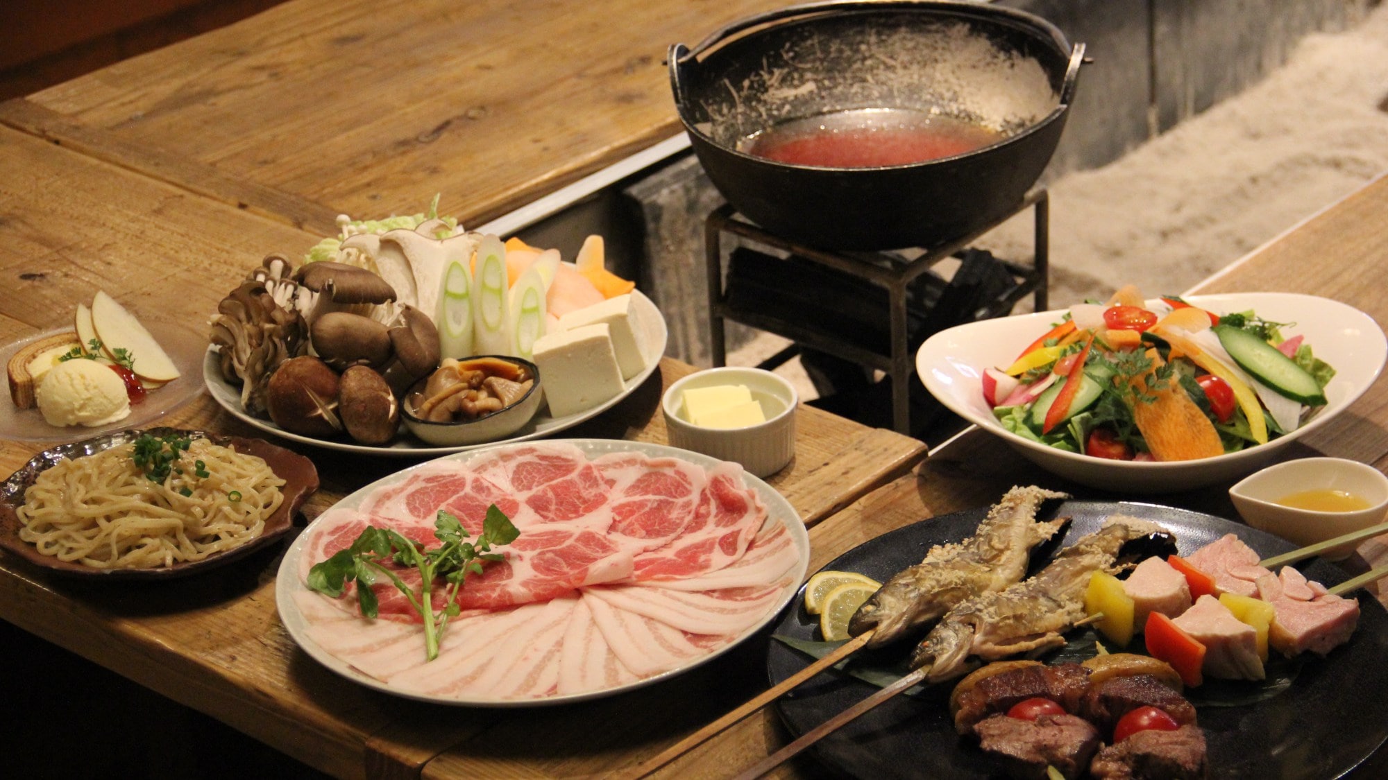 在壁爐邊！烤串×信州白馬豬肉涮鍋♪“標準套餐”